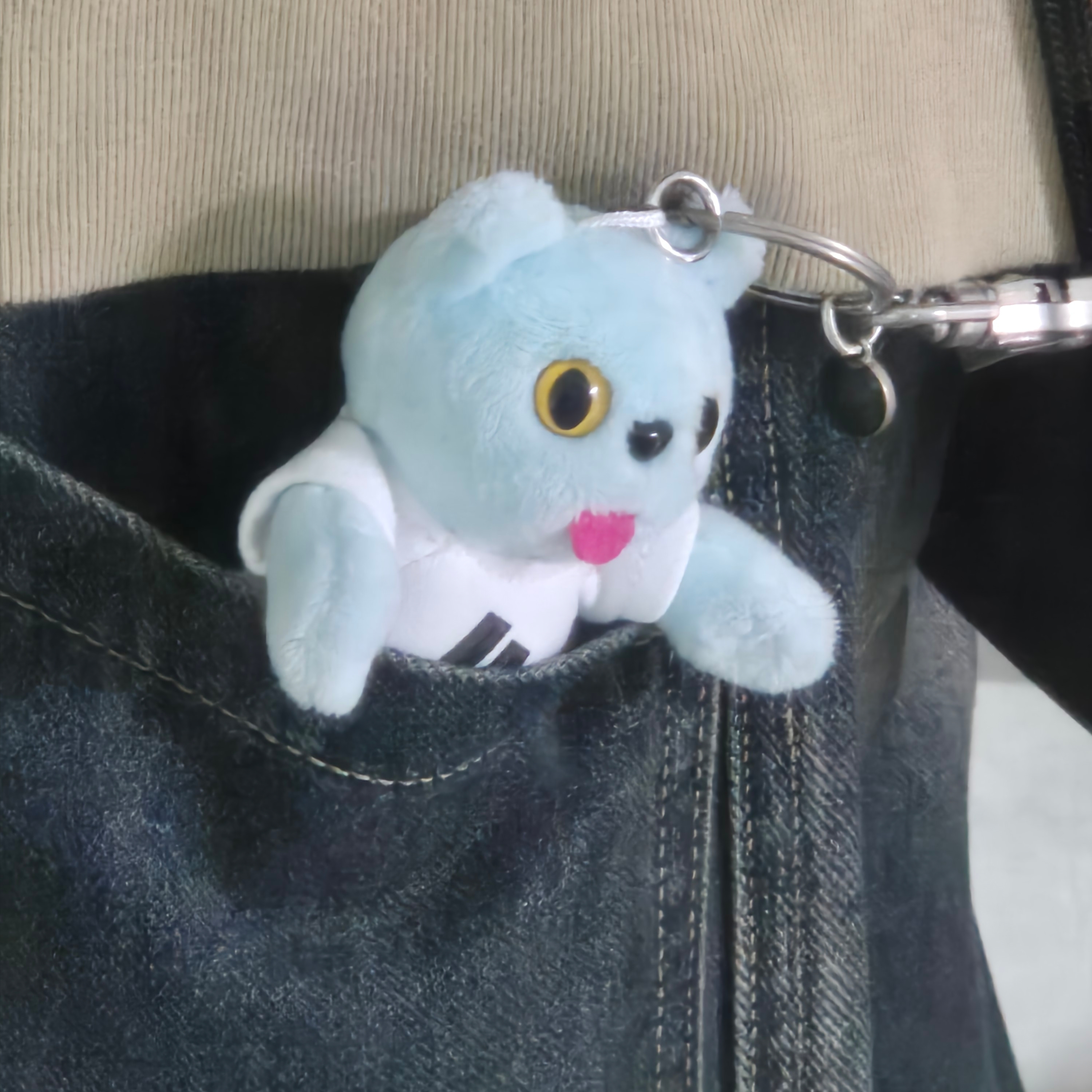 Comfort x Adidas Piyong Keyring Cream Soda 착용 스타일
