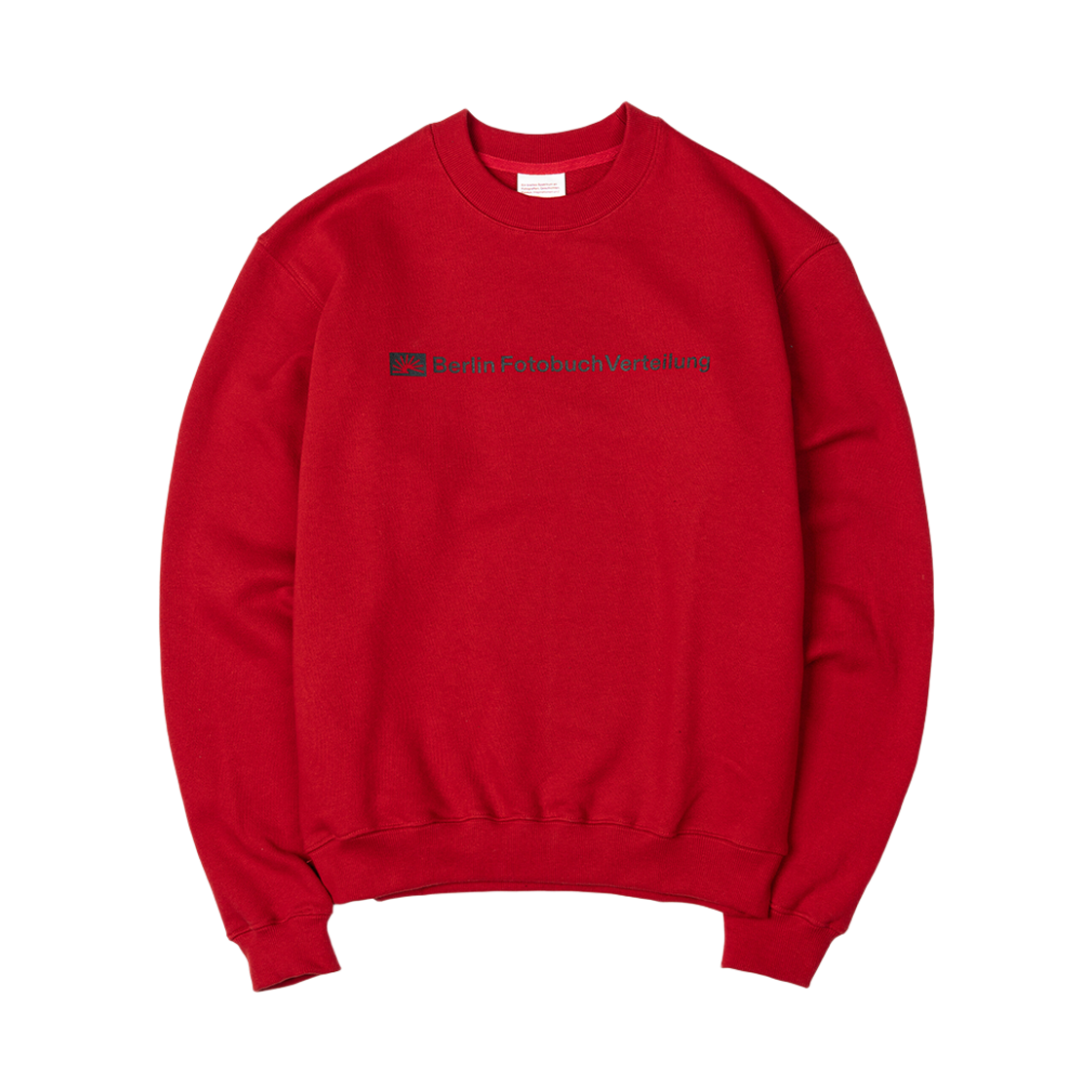 베를린 포토북 디스트리뷰션 비에프브이 센터 로고 스웨트셔츠 레드(Berlin Photobook Distribution Bfv Center Logo Sweatshirt Red)
