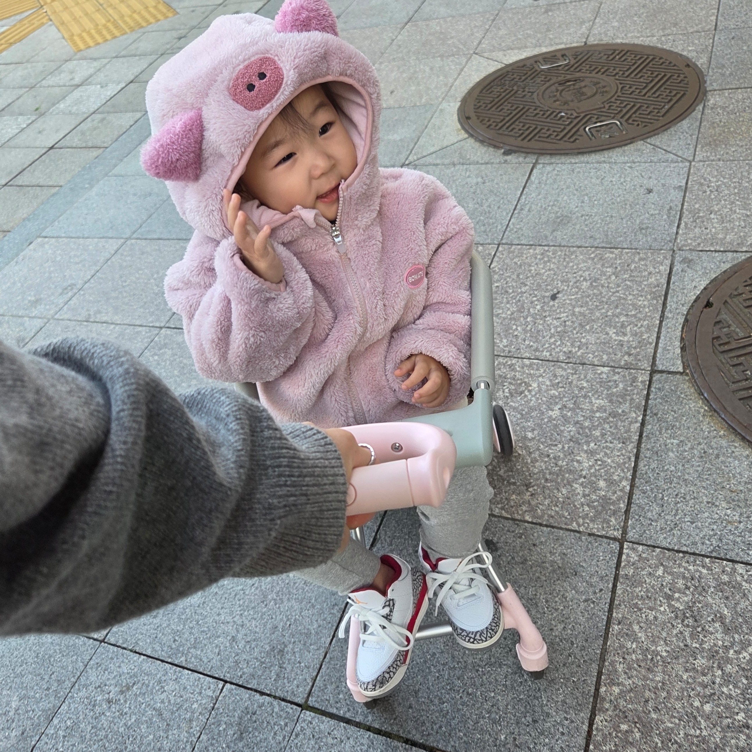 (PS) Jordan 3 Retro Georgia Peach 착용 스타일 - 1