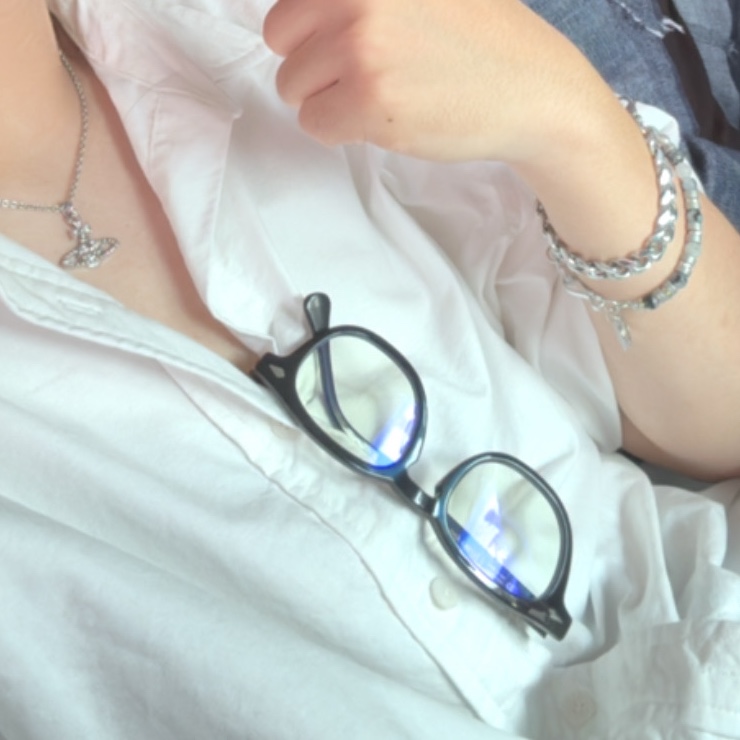 Haleine Gemstone Metal Bracelet Black (VA207) 착용 스타일