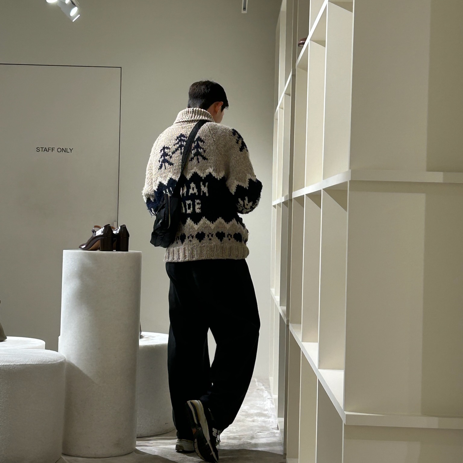 Human Made Polar Bear Cowichian Beige 착용 스타일