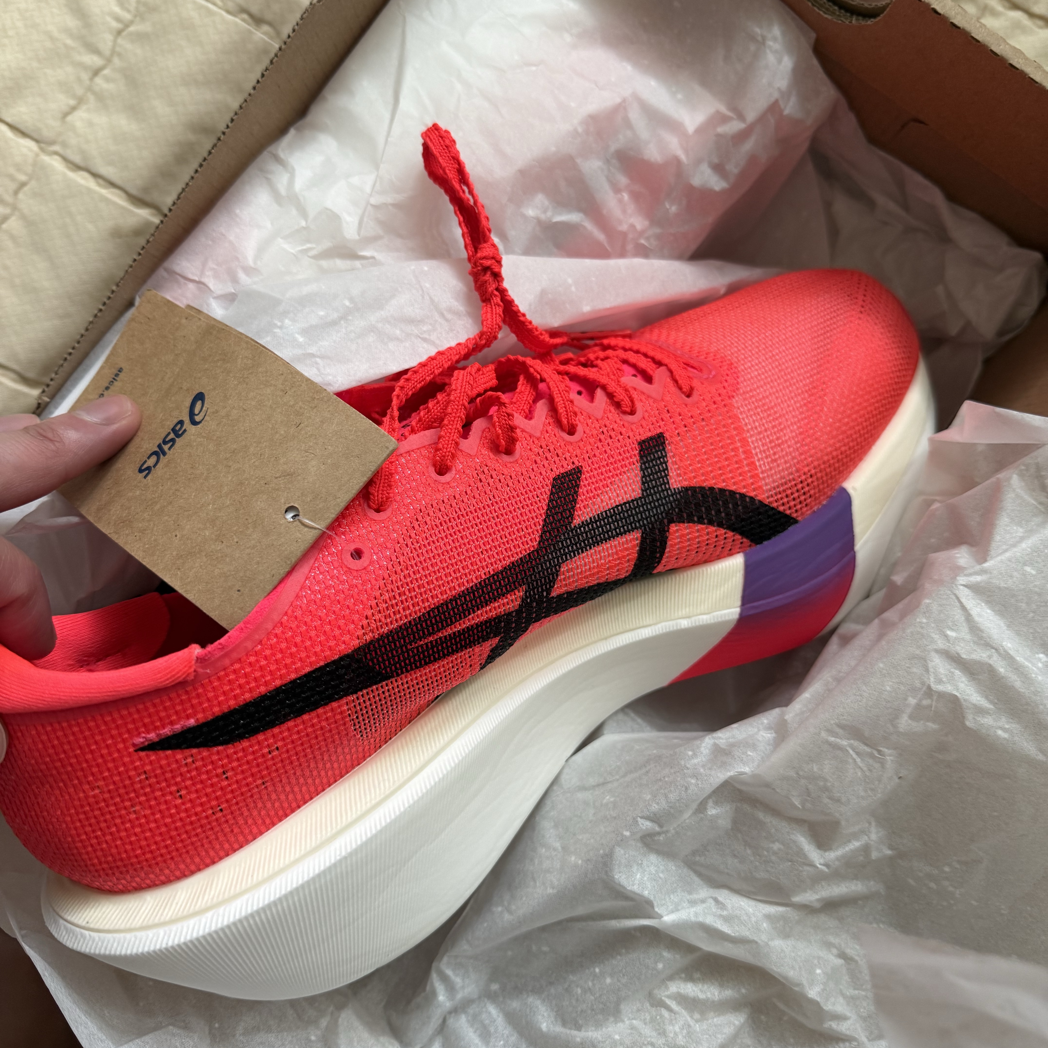 Asics Metaspeed Sky Tokyo Flash Red Black 착용 스타일 - 1