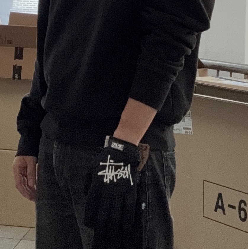 Stussy Mechanix Gloves Black 착용 스타일