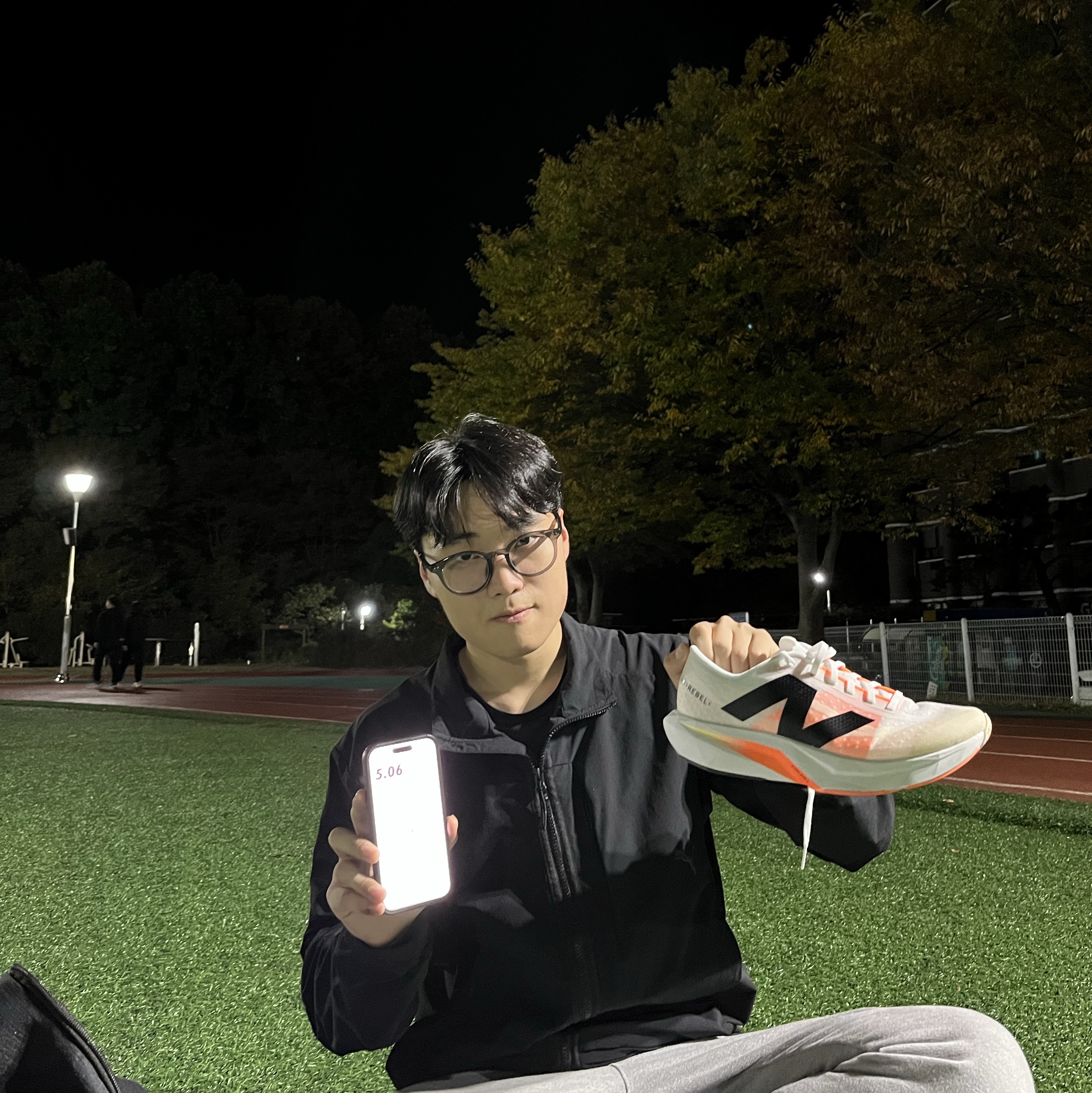 New Balance Fuelcell Rebel v4 Ivory - 2E Wide 착용 스타일