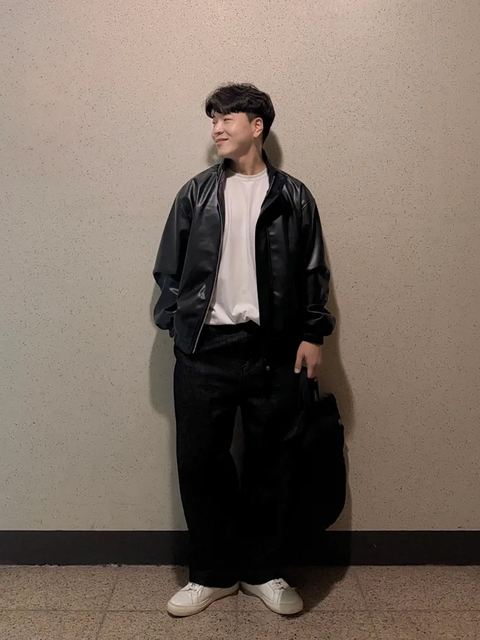 QT8 Garments TL Synthetic Leather Hidden Jacket Black 착용 스타일 - 3