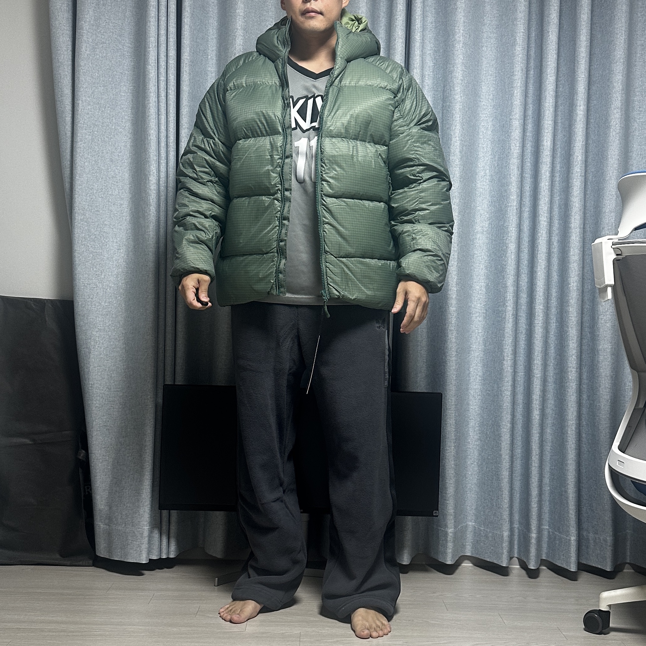 Palace Pertex Quantum RS Puffa Green - 25FW, Palace Pertex Quantum RS Puffa Black - 25FW 착용 스타일 - 4