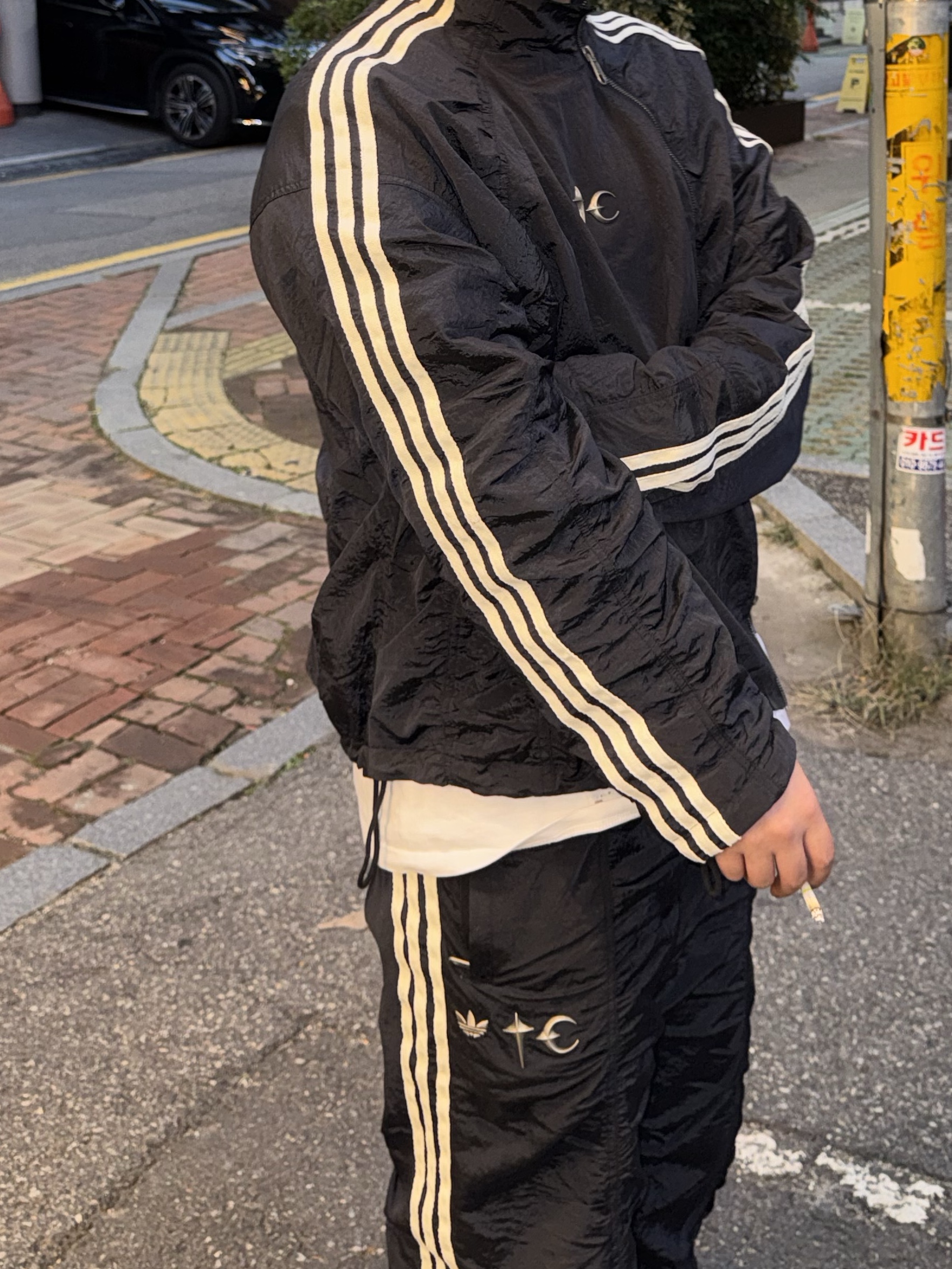 Adidas x Thug Club Woven Track Top Black Silver Metallic - KR Sizing, Adidas x Thug Club Woven Track Top Black Silver Metallic - US Sizing 착용 스타일 - 6