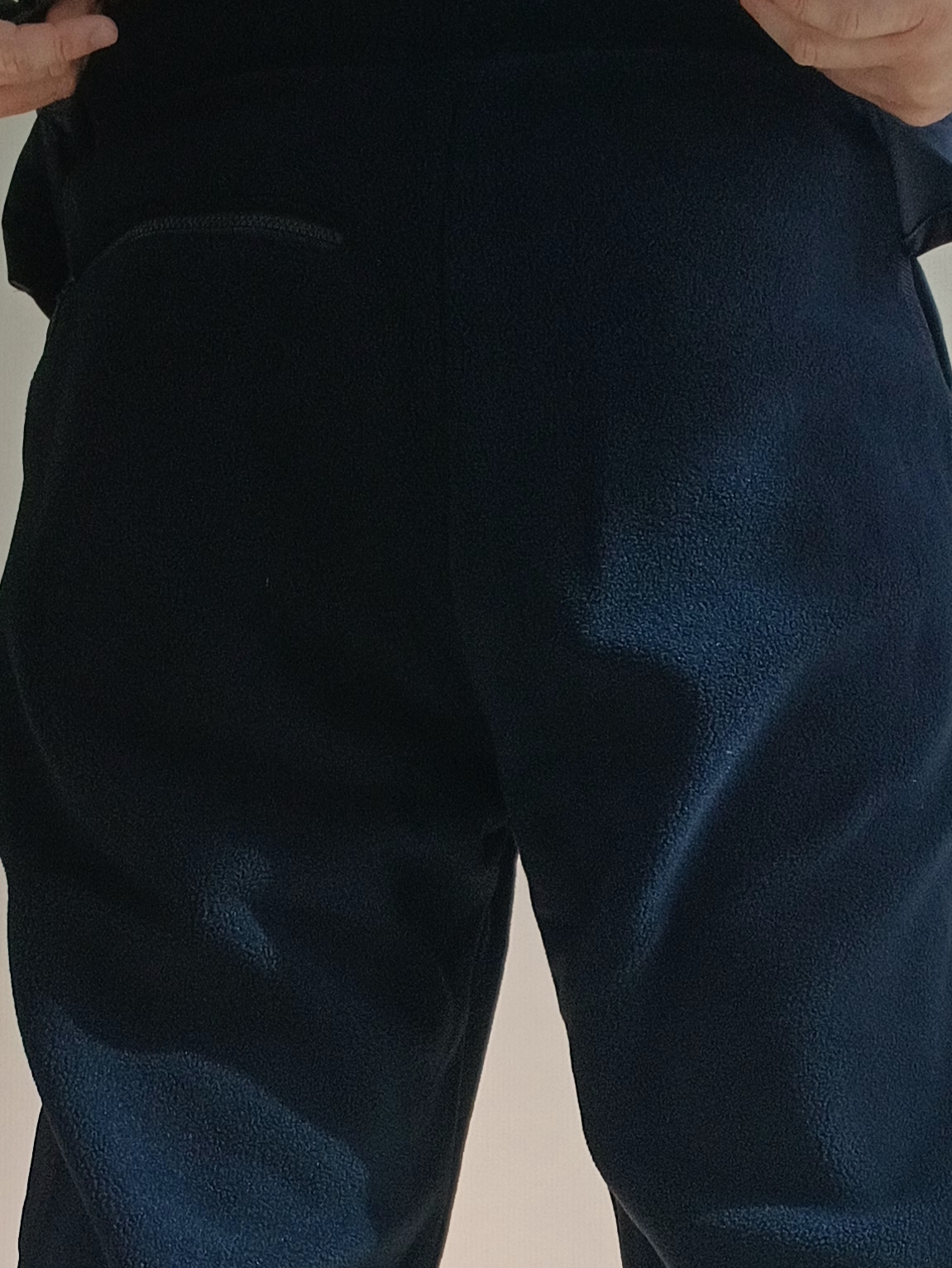 Uniqlo x Needles Fleece Wide Pants Black - KR 착용 스타일 - 4