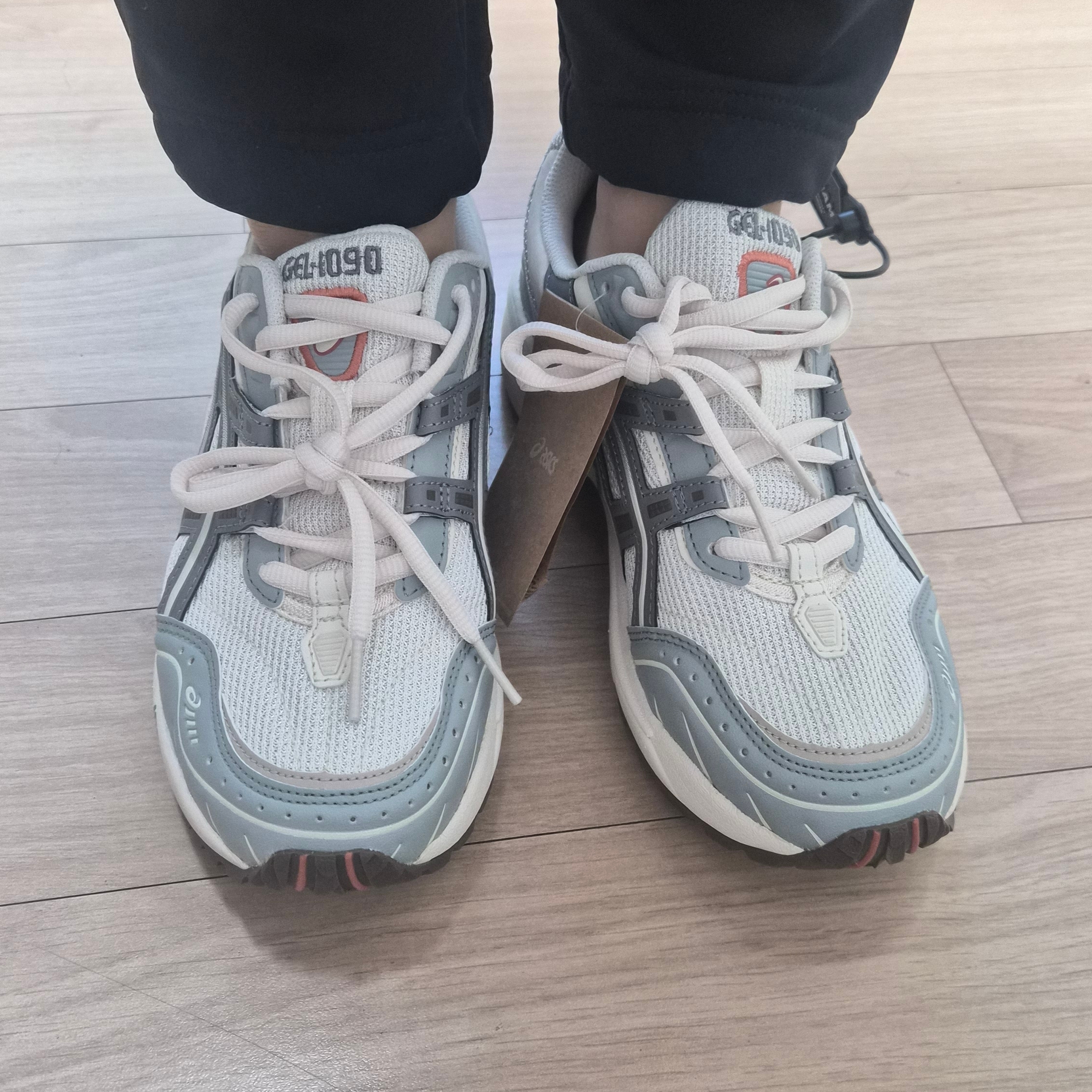 Asics Gel-1090 Blue Grey 착용 스타일