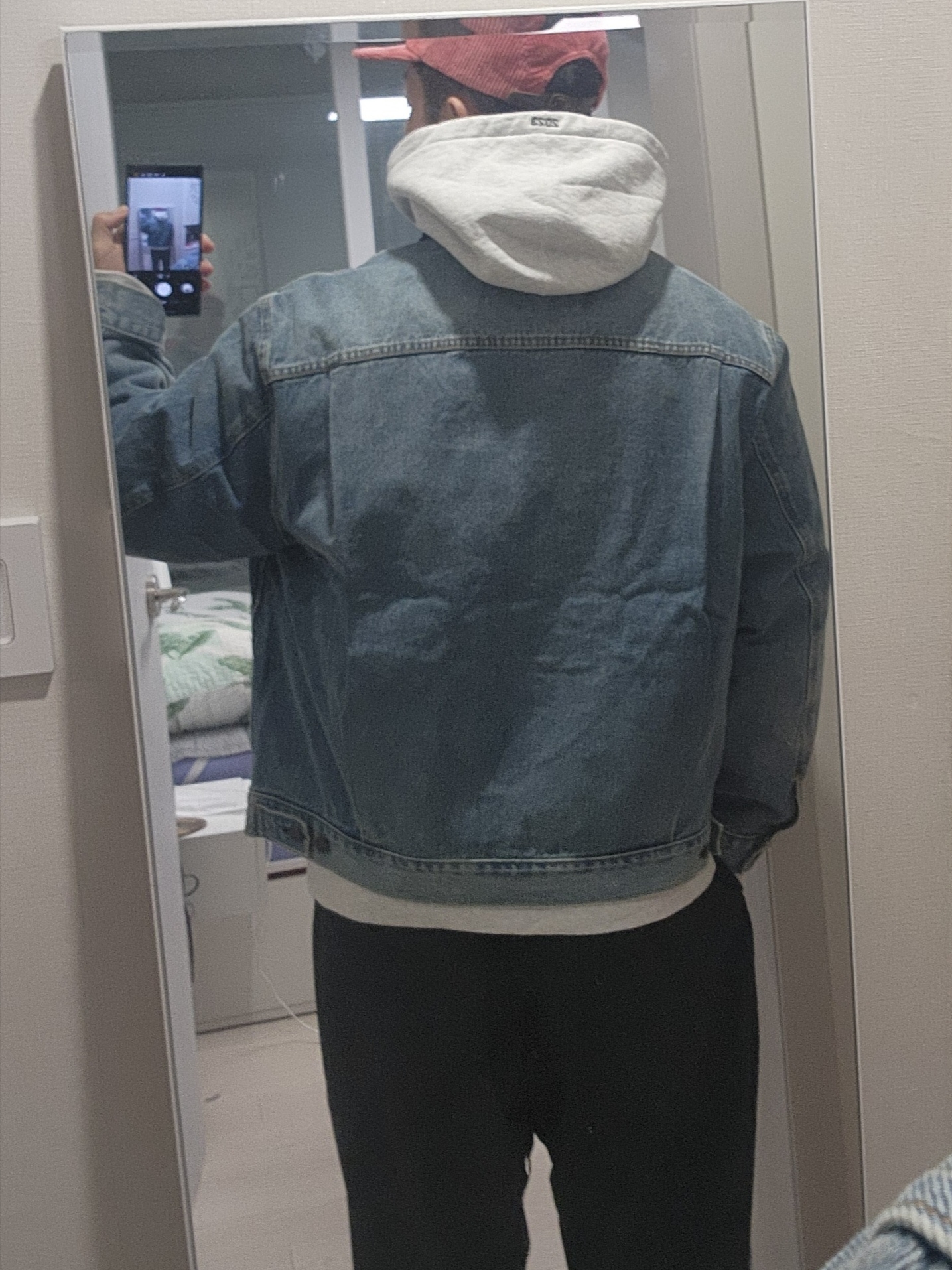 Levi's x Barbour Type II Trucker Jacket Vintage Washed Denim, Supreme Box Logo Hooded Sweatshirt Ash Grey - 23FW 착용 스타일 - 4