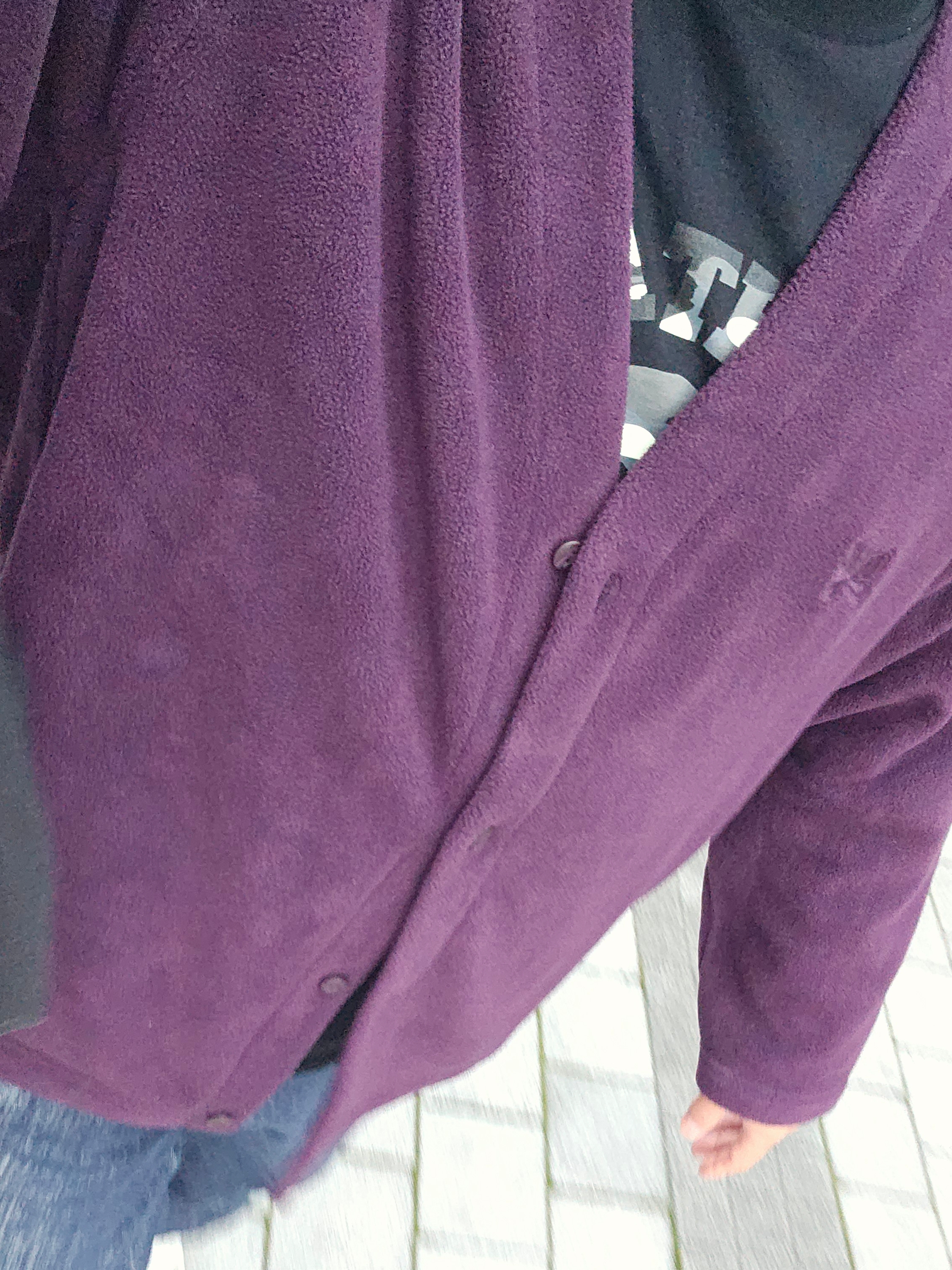 BAPE City Camo College L/S T-Shirt Black, Uniqlo x Needles Fleece Oversized Cardigan Purple - KR 착용 스타일