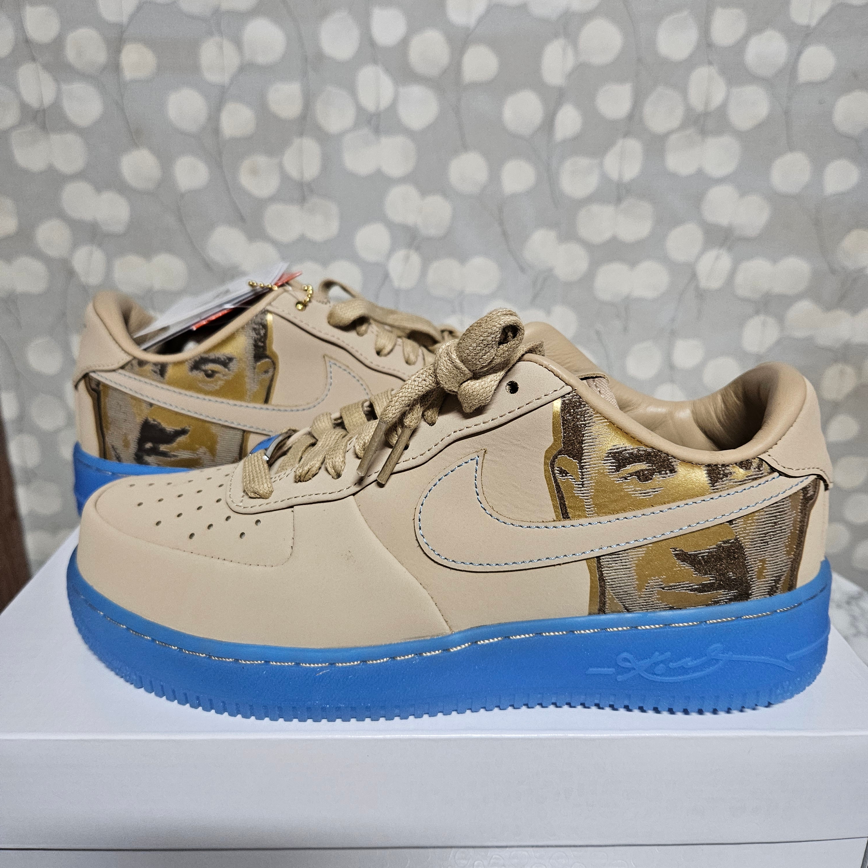 Nike x Kobe Bryant Air Force 1 Low Protro Linen and University Blue 착용 스타일 - 1