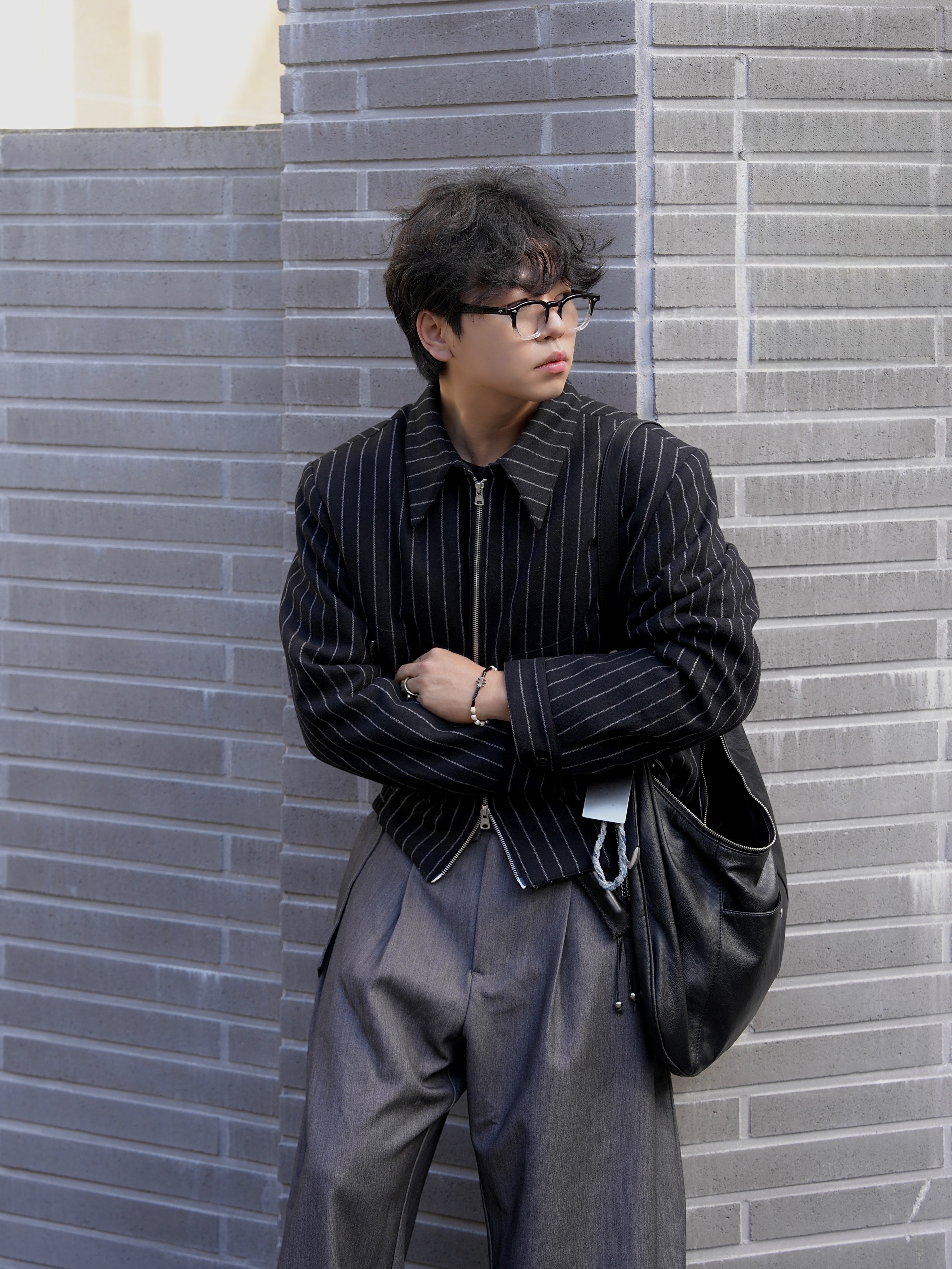 lash Clift Black Gradation, Balenciaga Tractor Loafers Black 착용 스타일 - 7