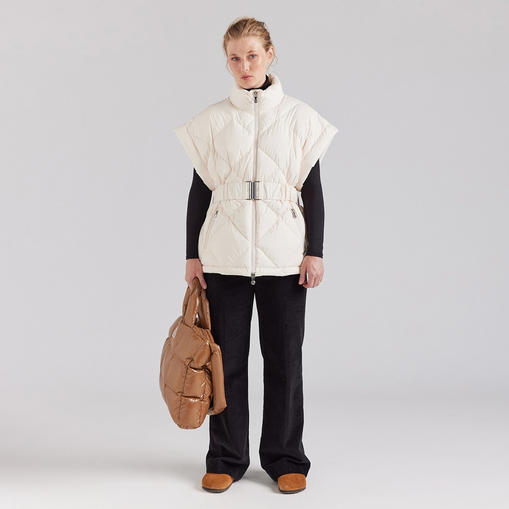 피레넥스 (24FW) 다이아나 슬리브리스 다운 자켓 - 착(Pyrenex (24FW) DIANA Sleeveless Down Jacket - Chalk) - 2