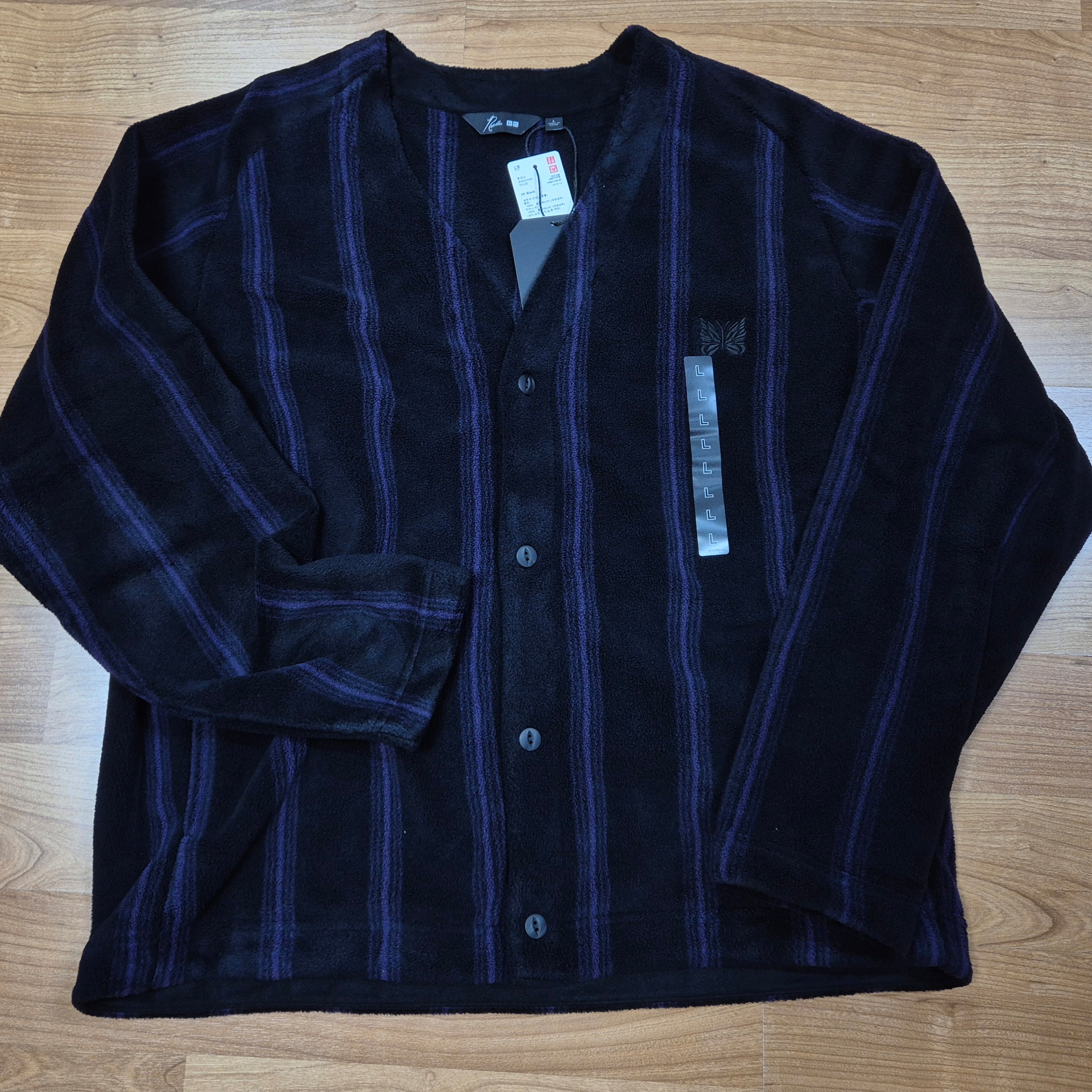 Uniqlo x Needles Fleece Oversized Cardigan Black - KR, Uniqlo x Needles Fleece Oversized Cardigan Beige - KR 착용 스타일 - 2