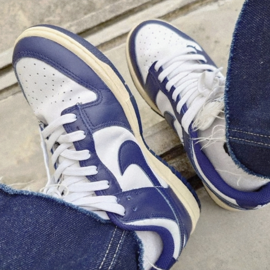 (W) Nike Dunk Low Vintage Midnight Navy 착용 스타일