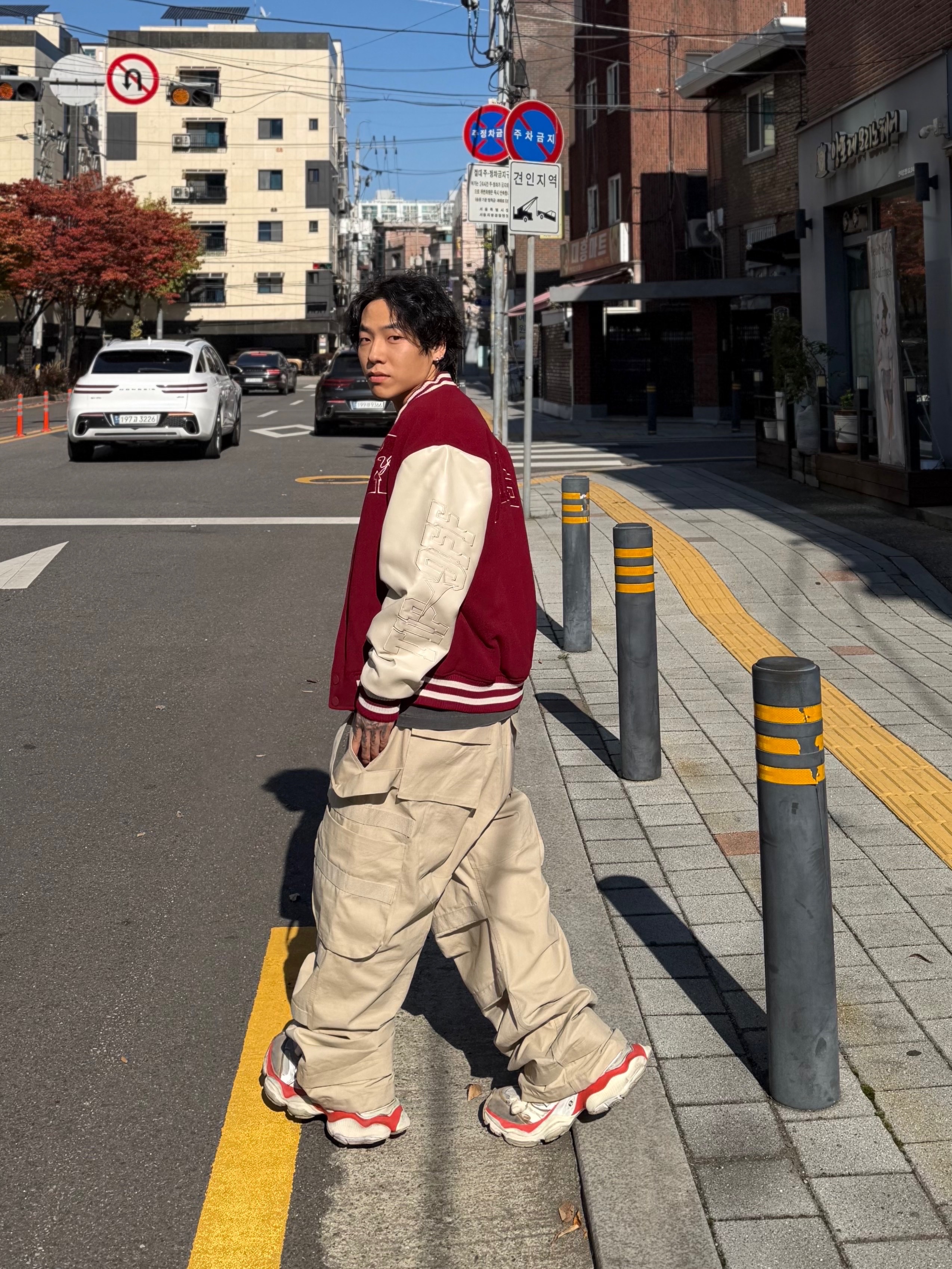 Balenciaga Cargo Sneakers Beige Grey Red, Wapworks Hard Knocks Cargo Pants Dune 착용 스타일 - 8