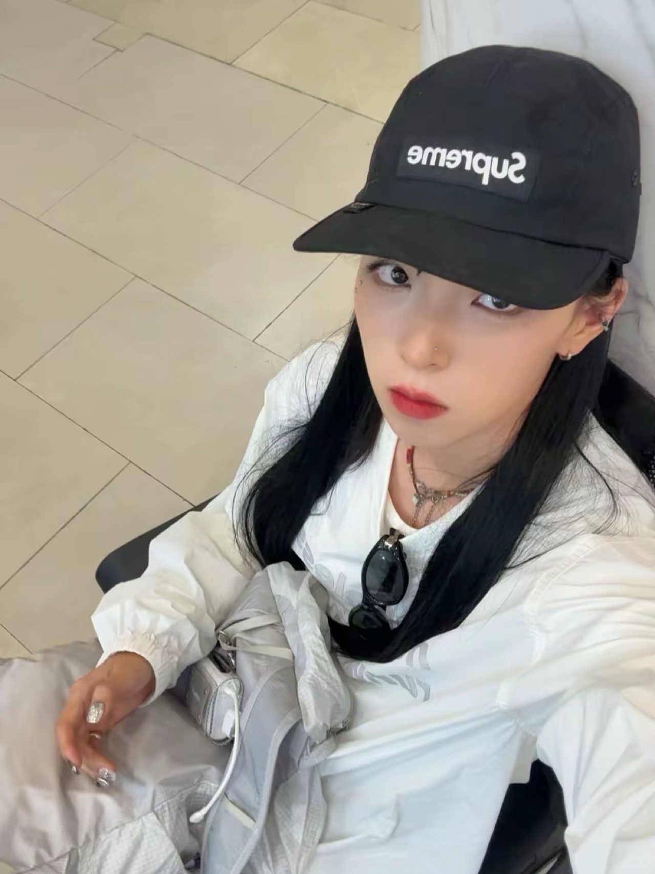 Supreme Washed Chino Twill Camp Cap Black - 25SS, Gentle Monster Rococo 01 Black 착용 스타일 - 2