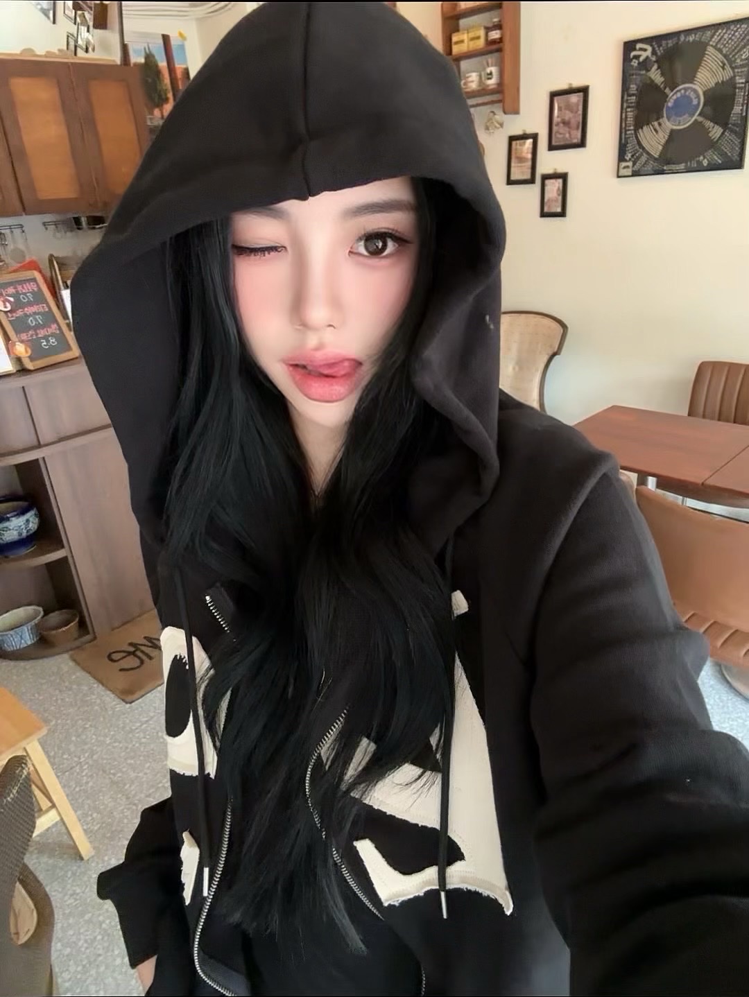 LOSTGARDEN Route Black 착용 스타일 - 2