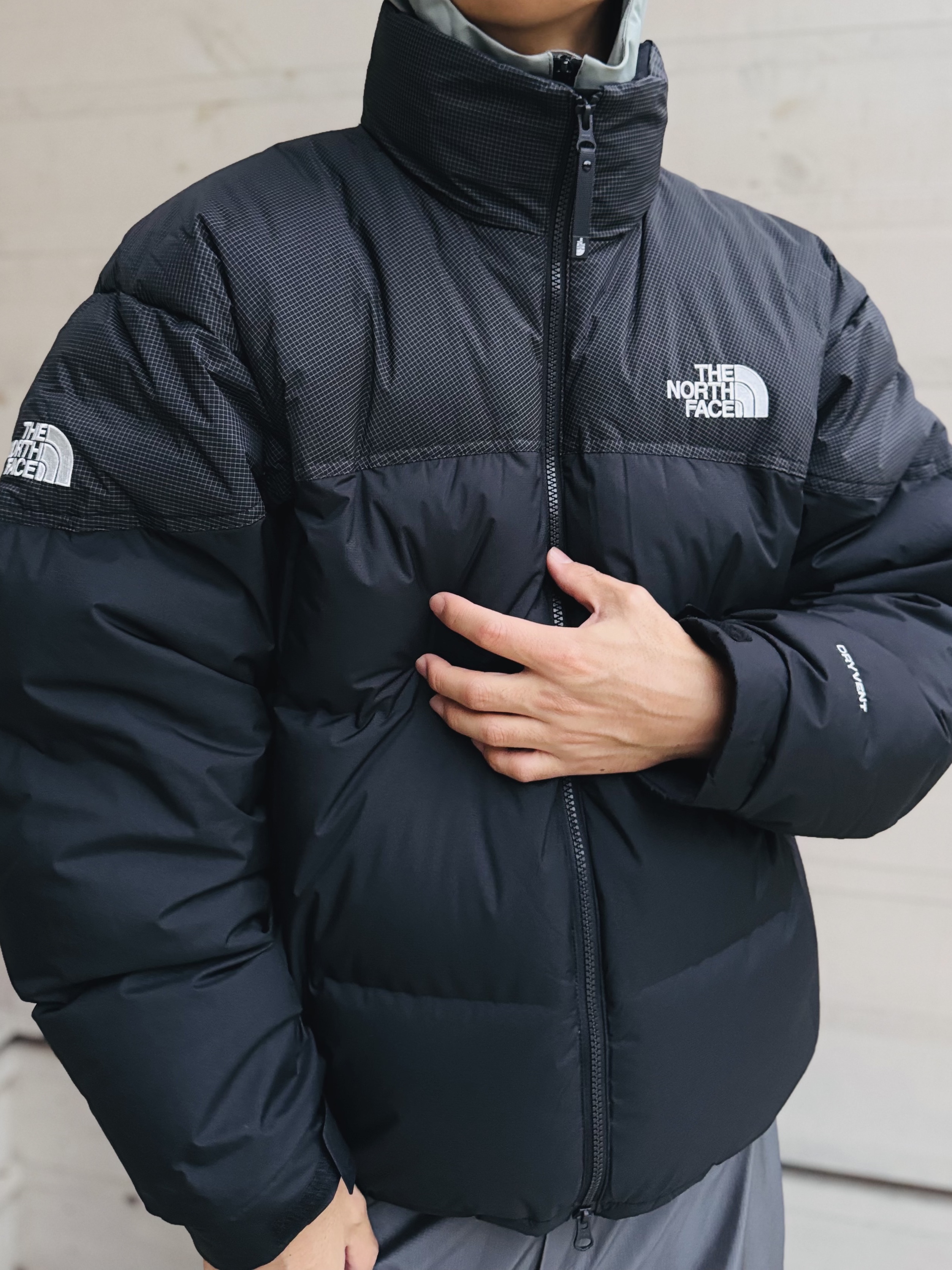 The North Face Remaster Down Jacket Black - 25FW, The North Face Remaster Down Jacket Brown 착용 스타일 - 3