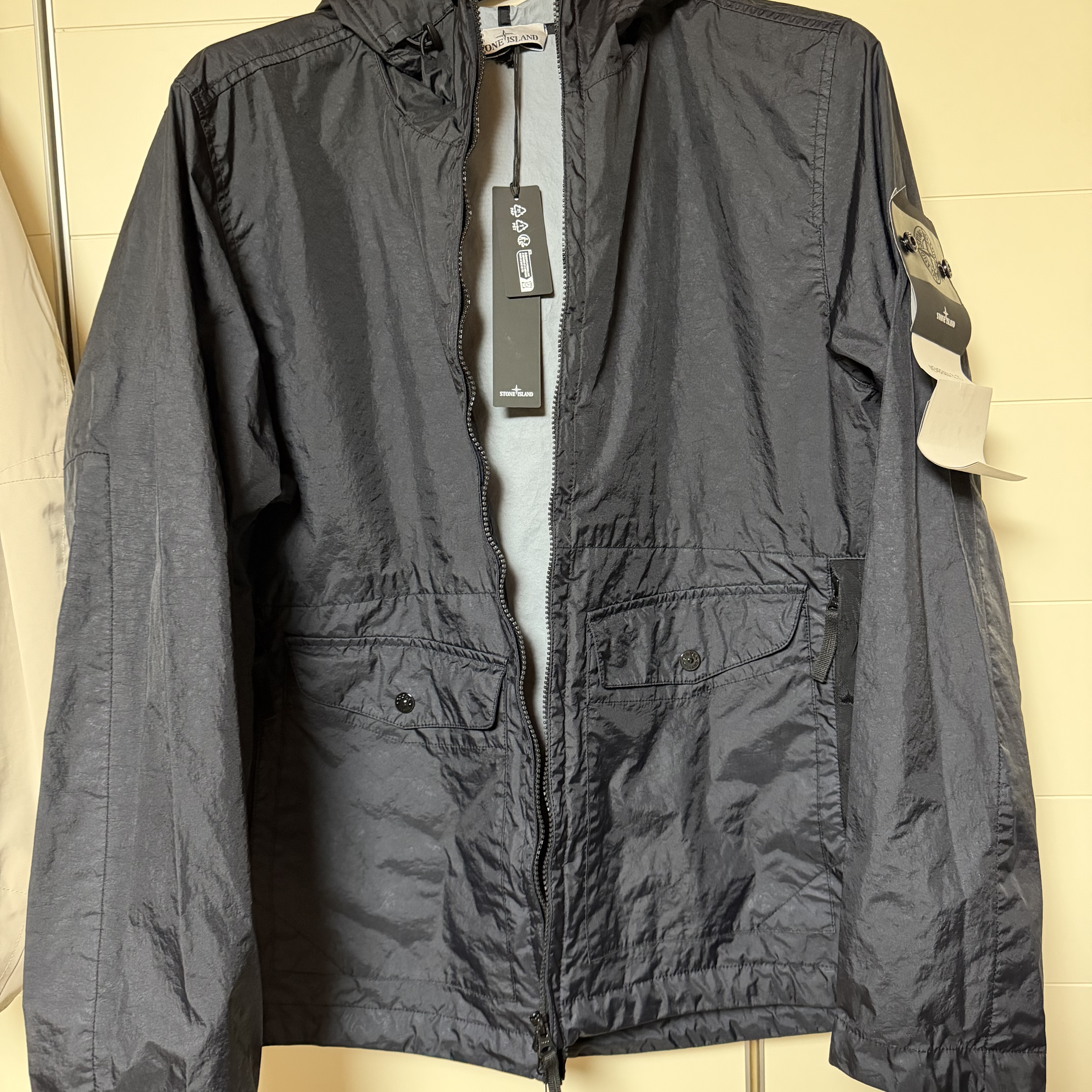 Stone Island 41123 Membrana 3L TC Hooded Jacket Blue - 24SS 착용 스타일