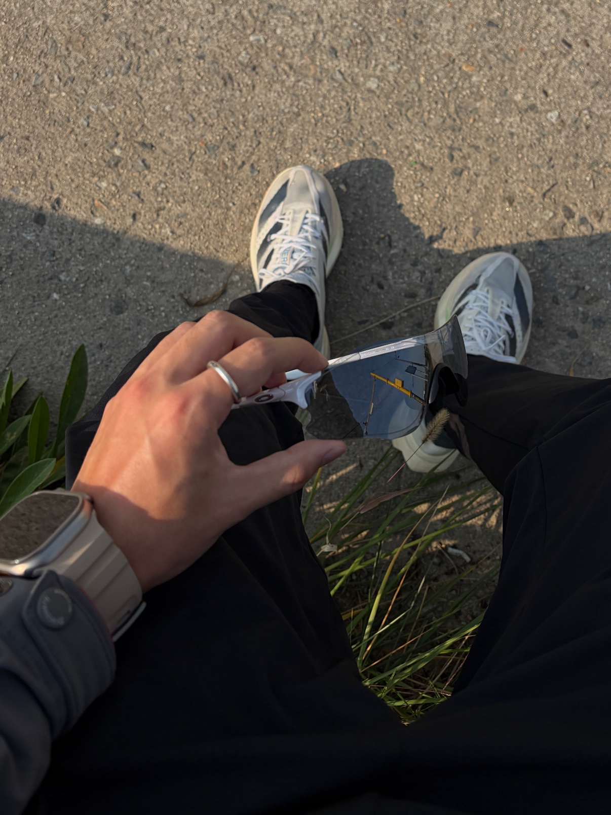 Oakley EVZero Path Pearl White Frame Slate Iridium Lenses Low Bridge Fit, Adidas Adizero Adios Pro 3 Crystal White 착용 스타일
