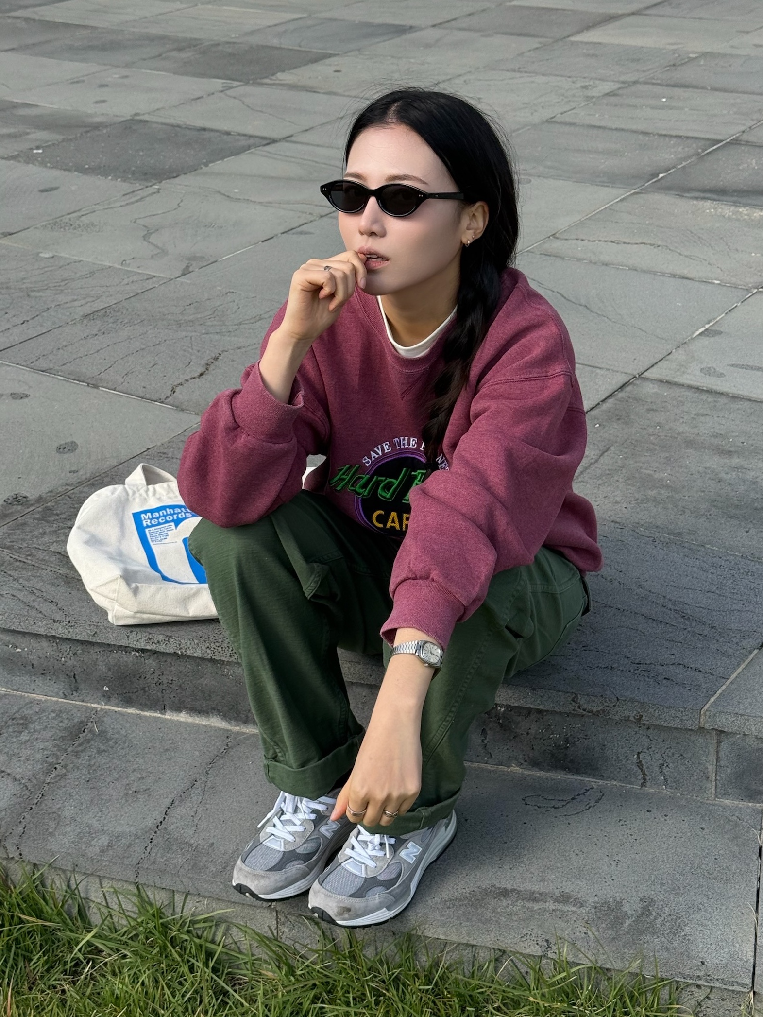 Orslow 5002 US Army Fatigue Pants Green, New Balance 992 Made in USA Grey - D Standard 착용 스타일 - 3