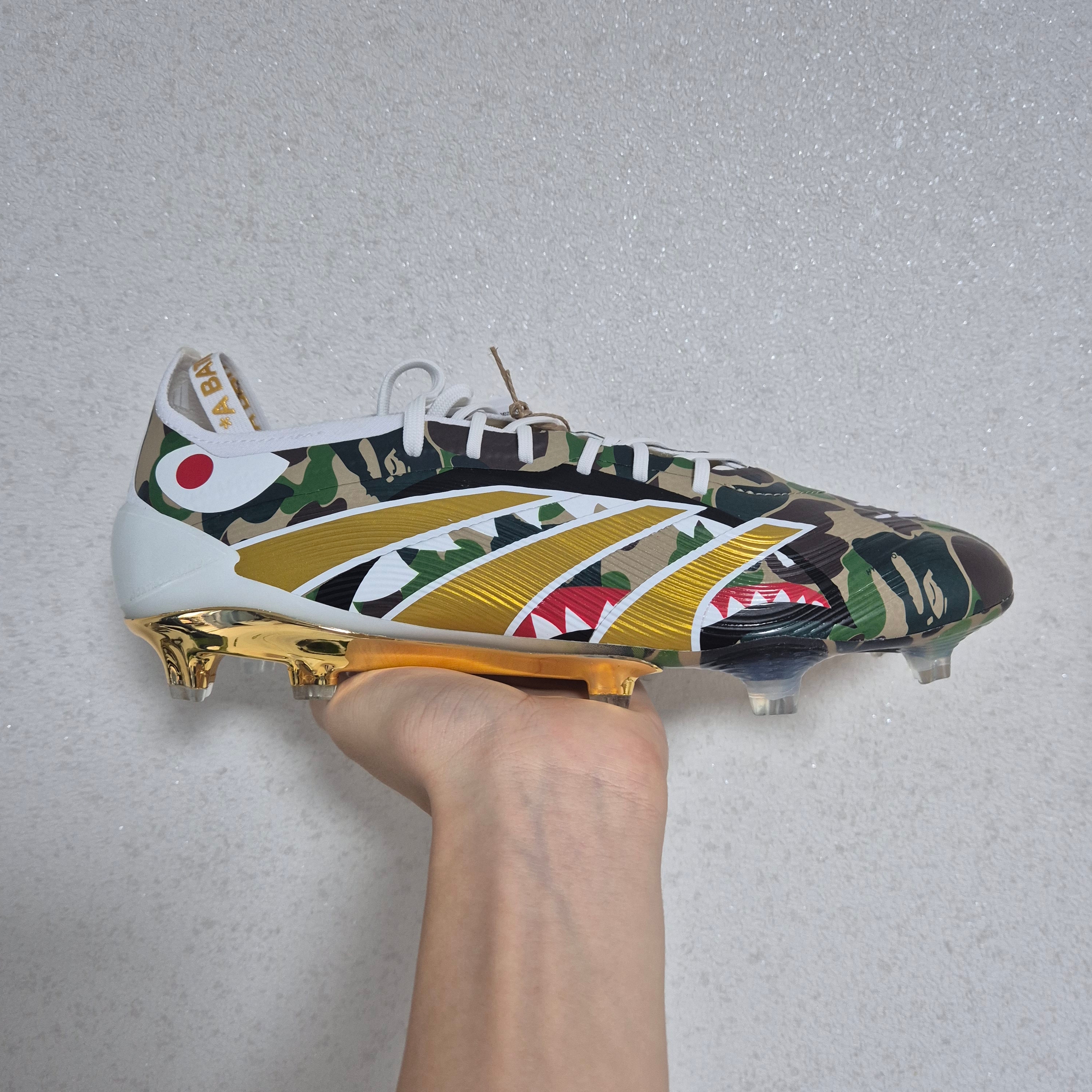 Adidas x BAPE Predator Elite FT FG M2 Hemp Gold Metallic Cloud White 착용 스타일 - 1
