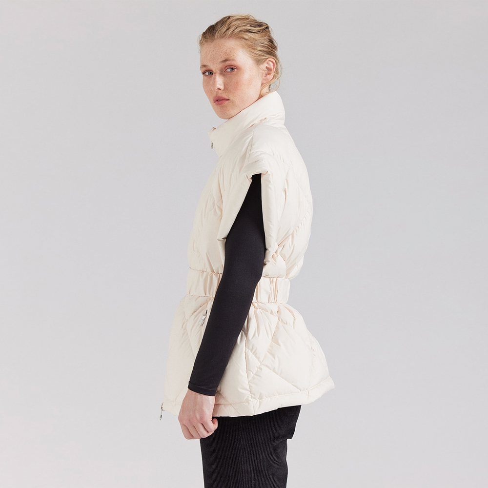 피레넥스 (24FW) 다이아나 슬리브리스 다운 자켓 - 착(Pyrenex (24FW) DIANA Sleeveless Down Jacket - Chalk) - 3