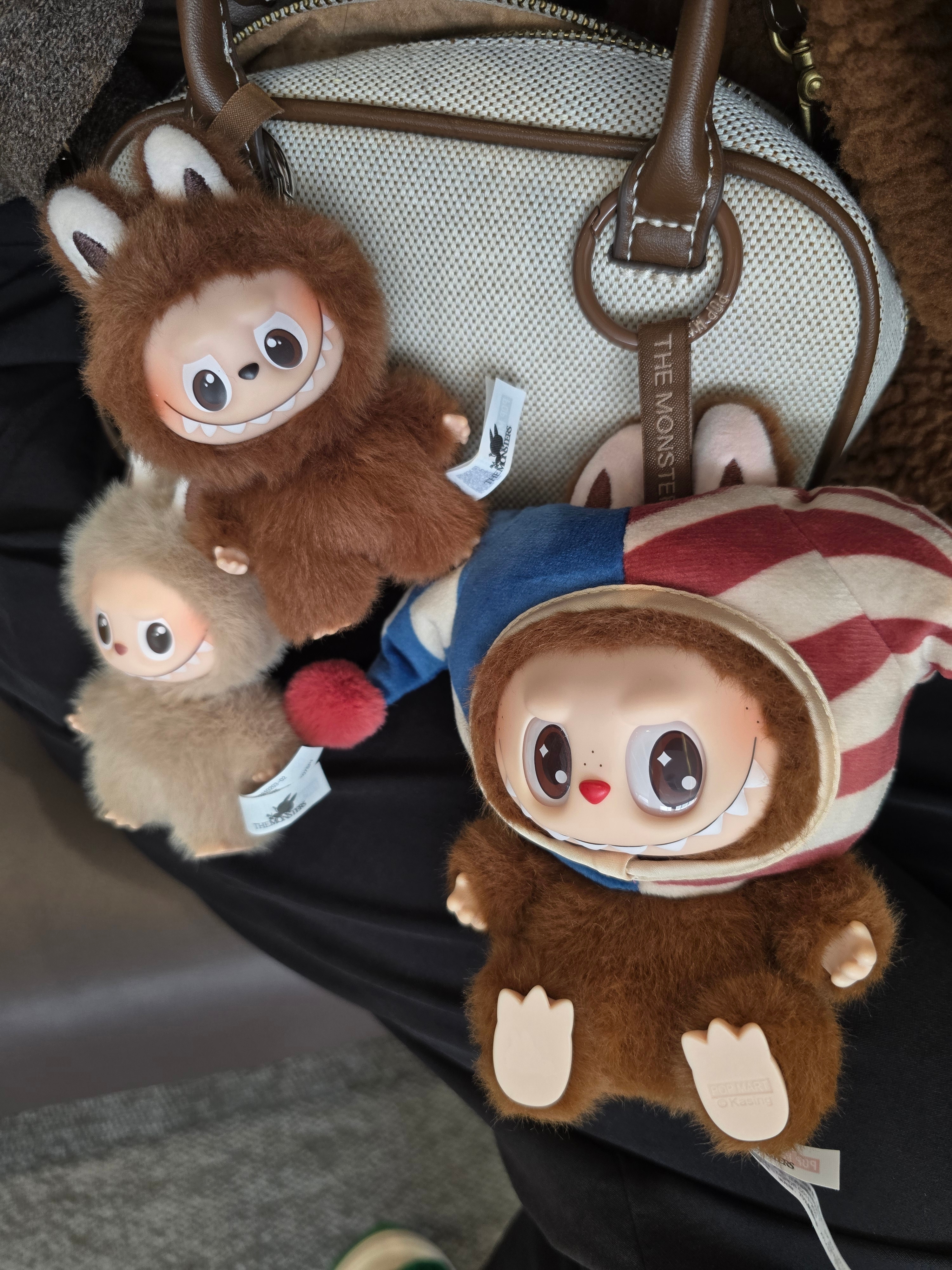 Pop Mart Labubu Let's Play Together Doll Series Duoduo Keyring (Opened Case), Pop Mart Why So Serious Series Vinyl Plush Pendant Juggling Clown (Opened Case) ์ฐฉ์ฉ ์คํ์ผ