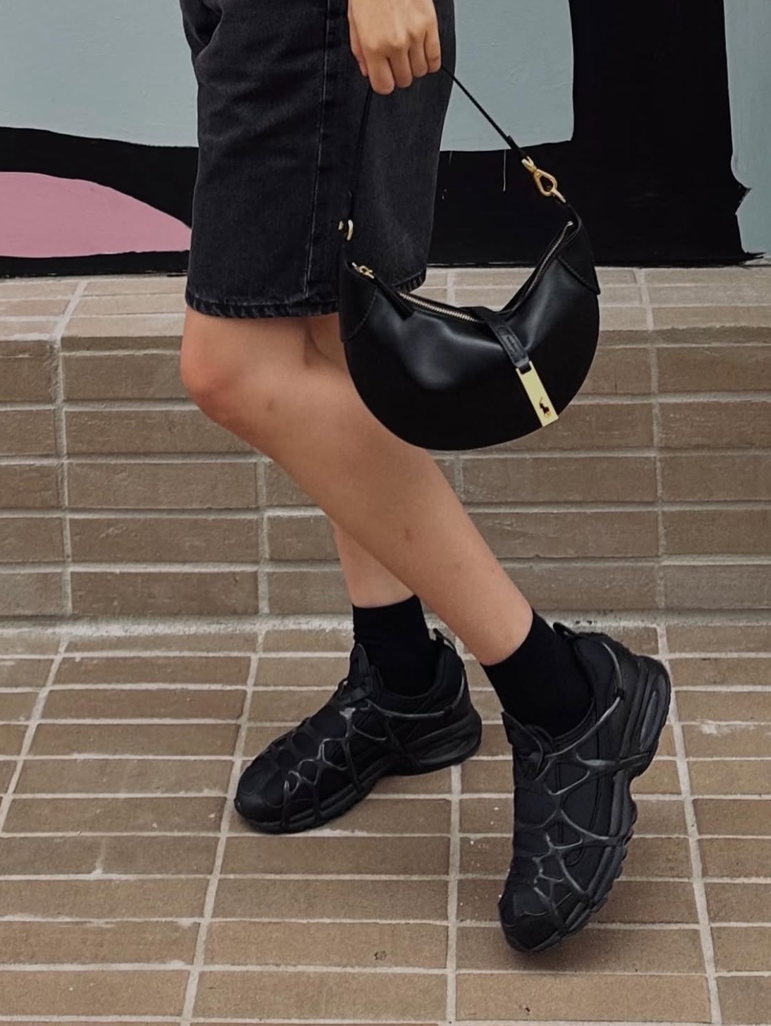 Nike Air Kukini Triple Black 착용 스타일 - 1