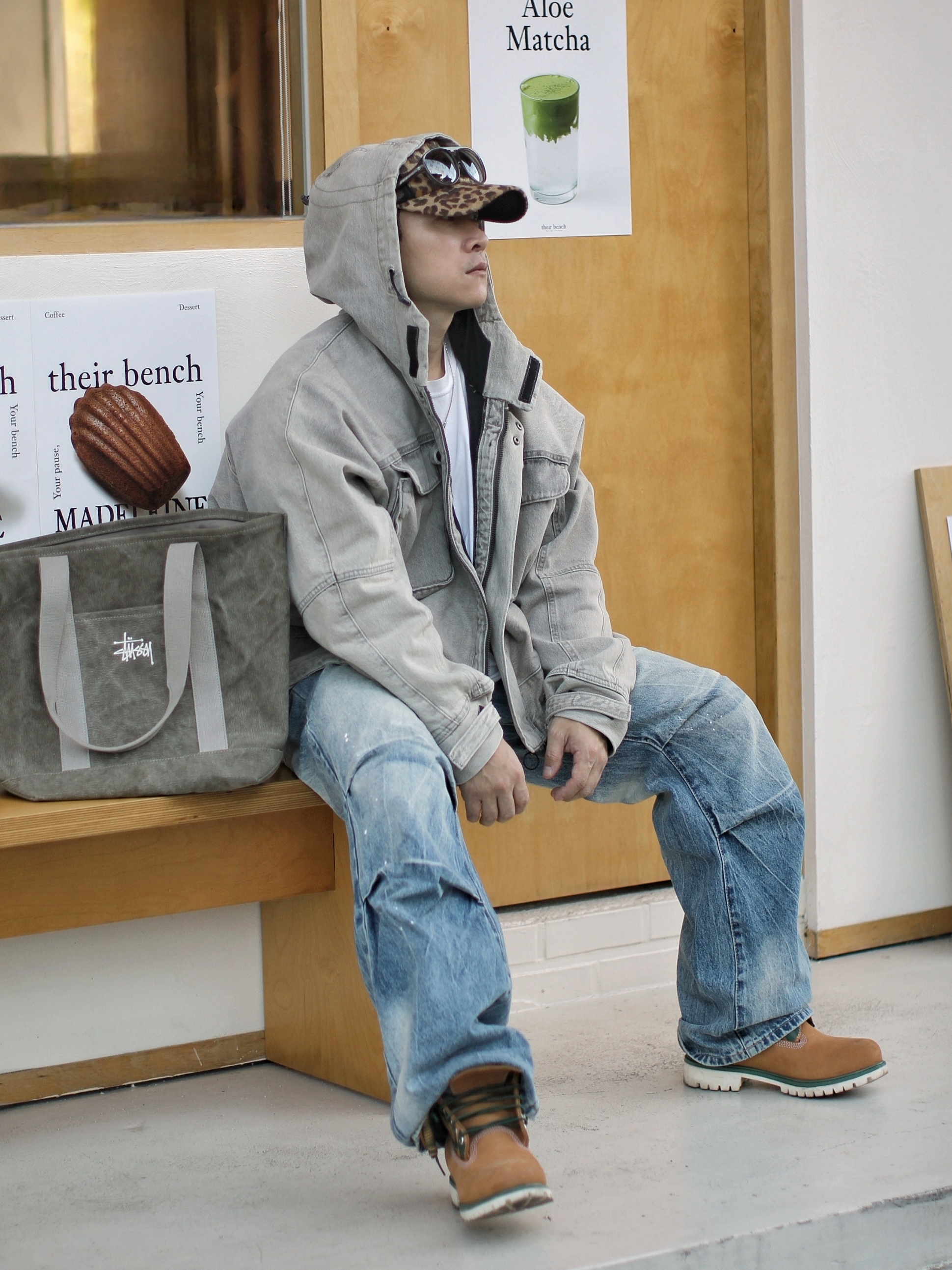 KASINA x Timberland 6 In Premium Vibram GTX Wheat, Stussy Waxed Canvas Market Tote Stone 착용 스타일 - 2