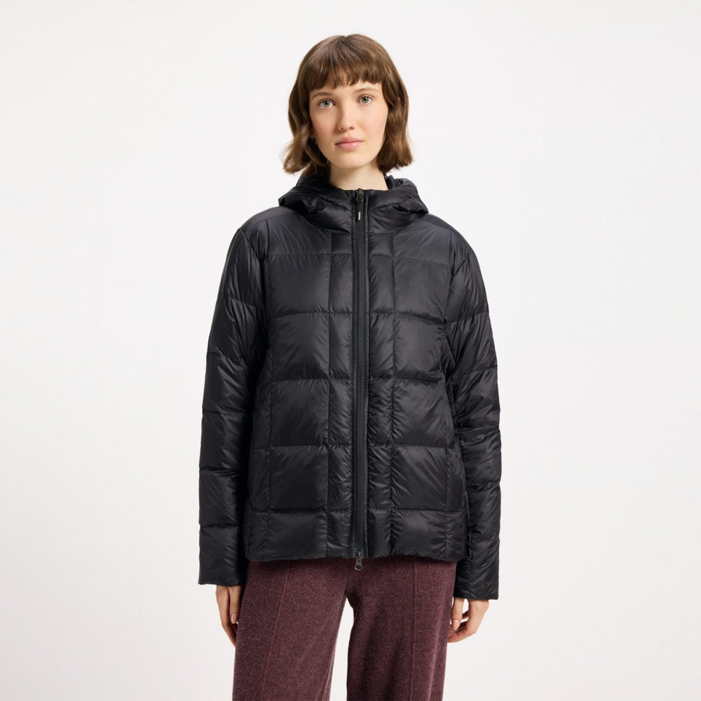 피레넥스 배시아 라이트웨이트 후디드 다운 자켓 - 블랙(Pyrenex BASSIA Lightweight Hooded Down Jacket - Black) - 3