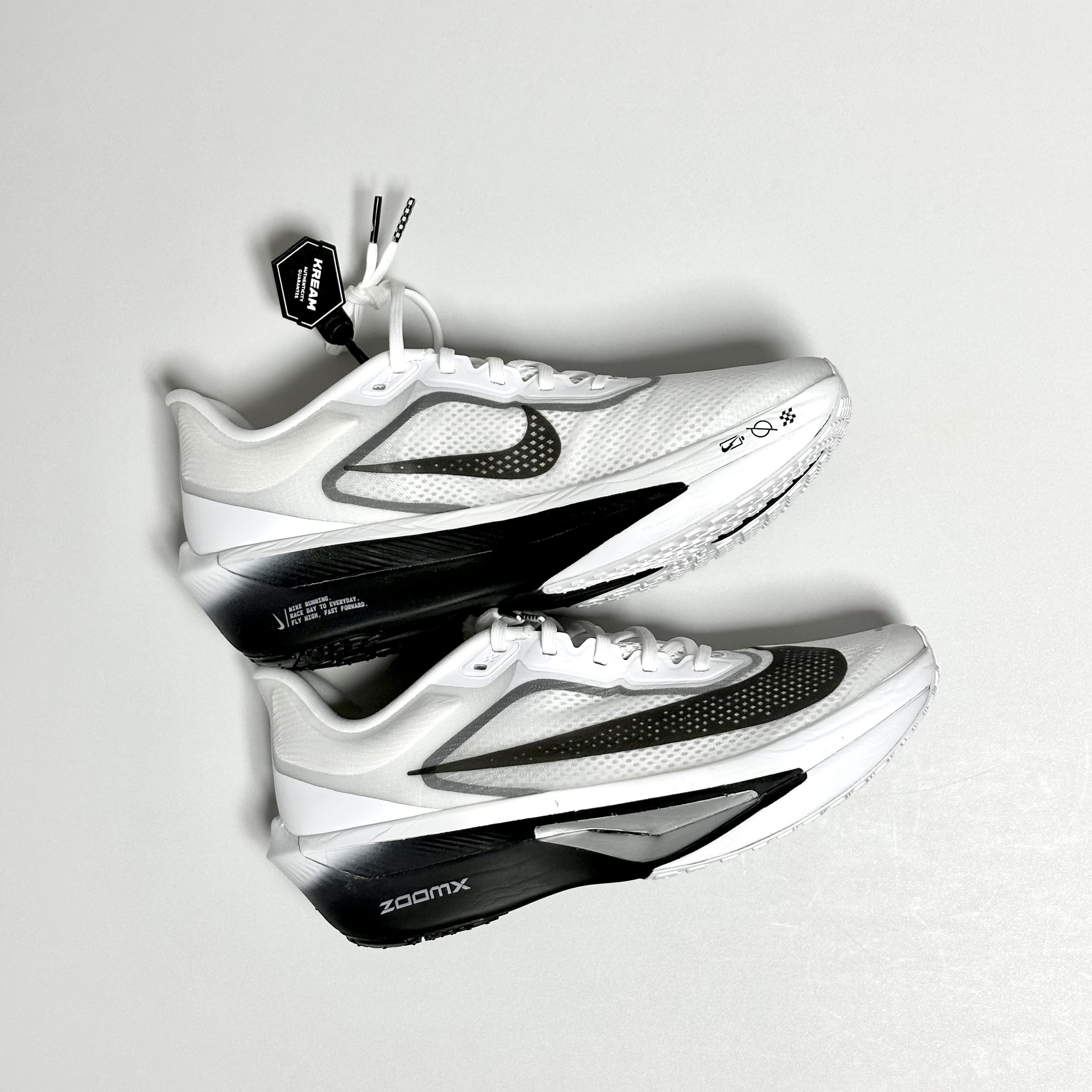 Nike Zoom Fly 6 White Smoke Grey 착용 스타일