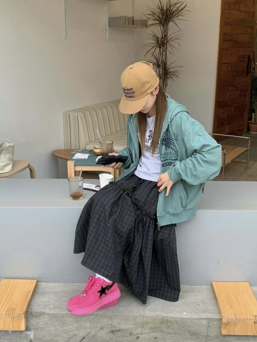 (W) BAPE Sta #4 Pink, YESEYESEE Y.E.S Single Stitch Hoodie Teal 착용 스타일
