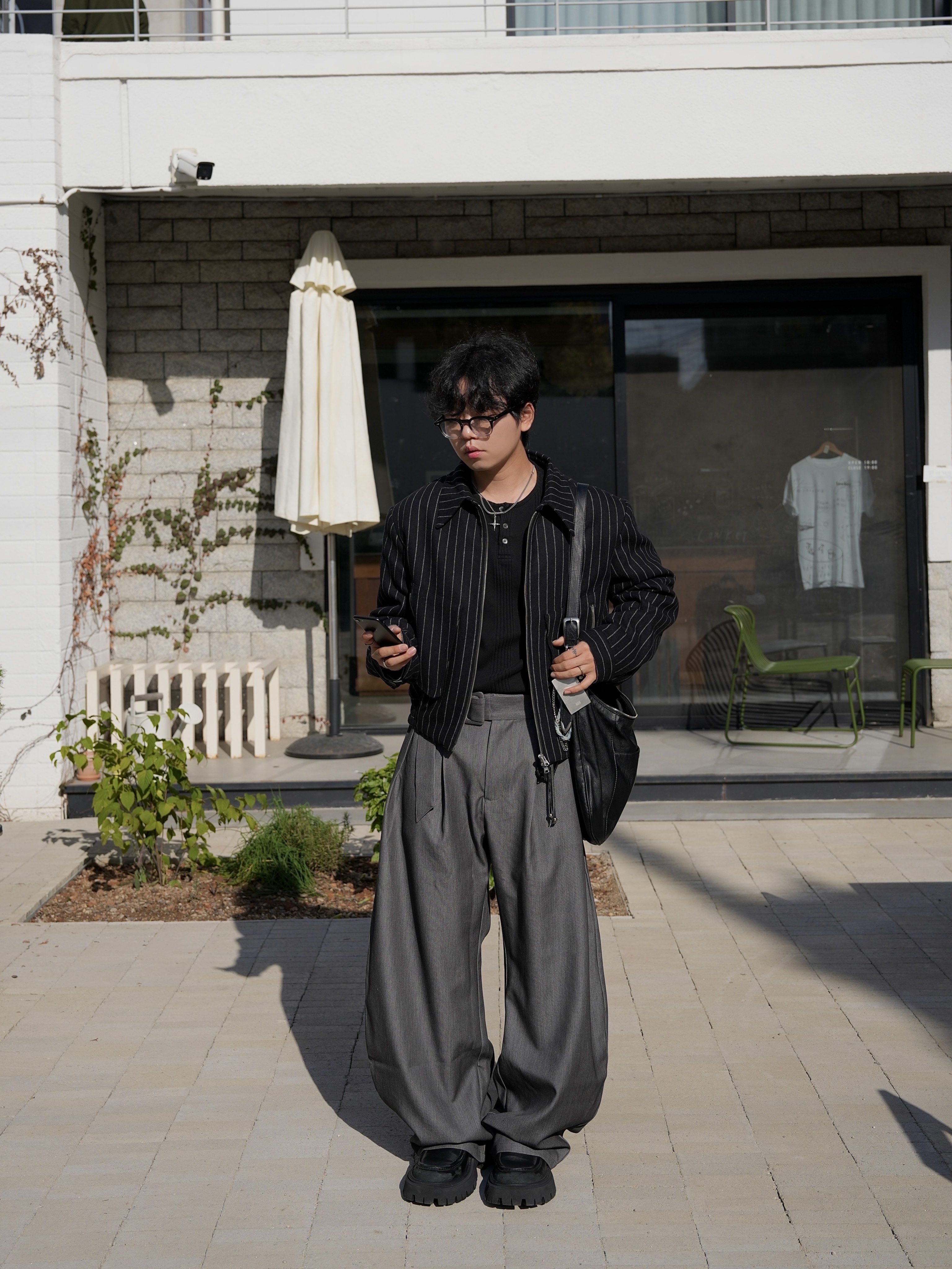 lash Clift Black Gradation, Balenciaga Tractor Loafers Black 착용 스타일 - 6