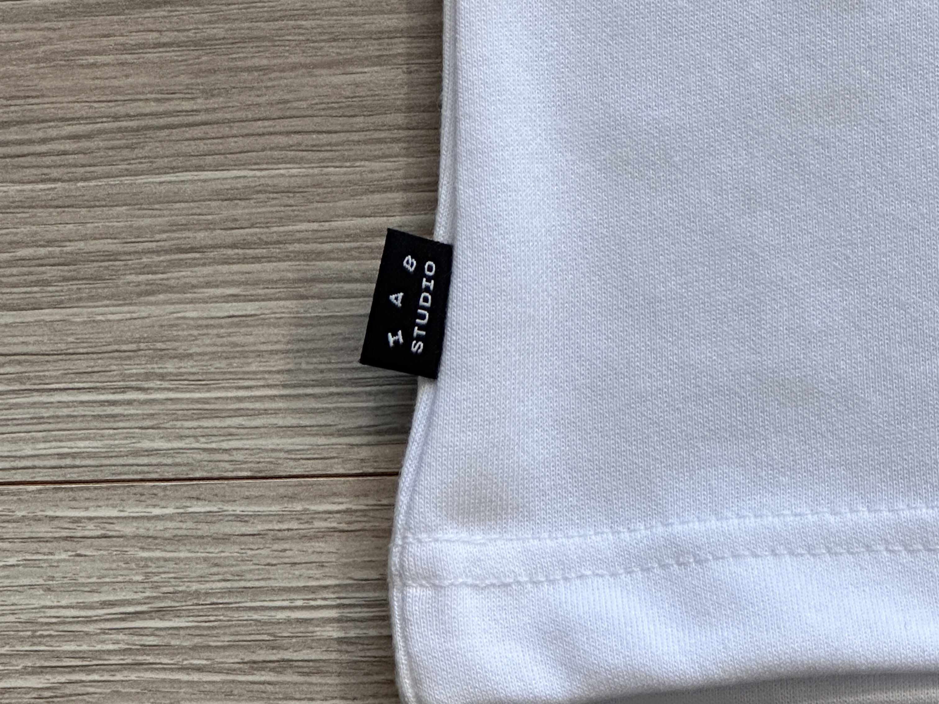 IAB Studio IAB Long Sleeve White 착용 스타일 - 6