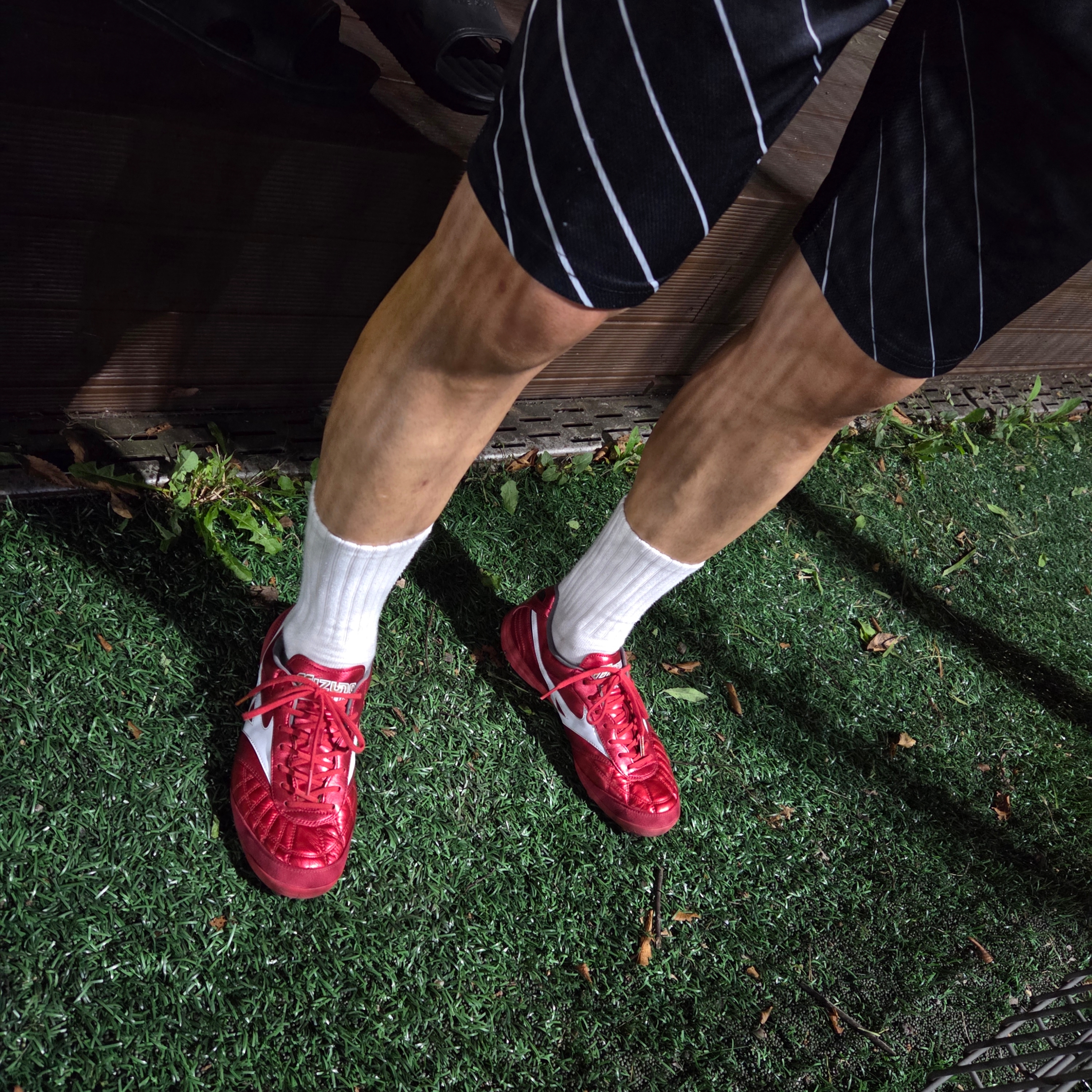 Mizuno Morelia Sala Japan TF Red White 착용 스타일
