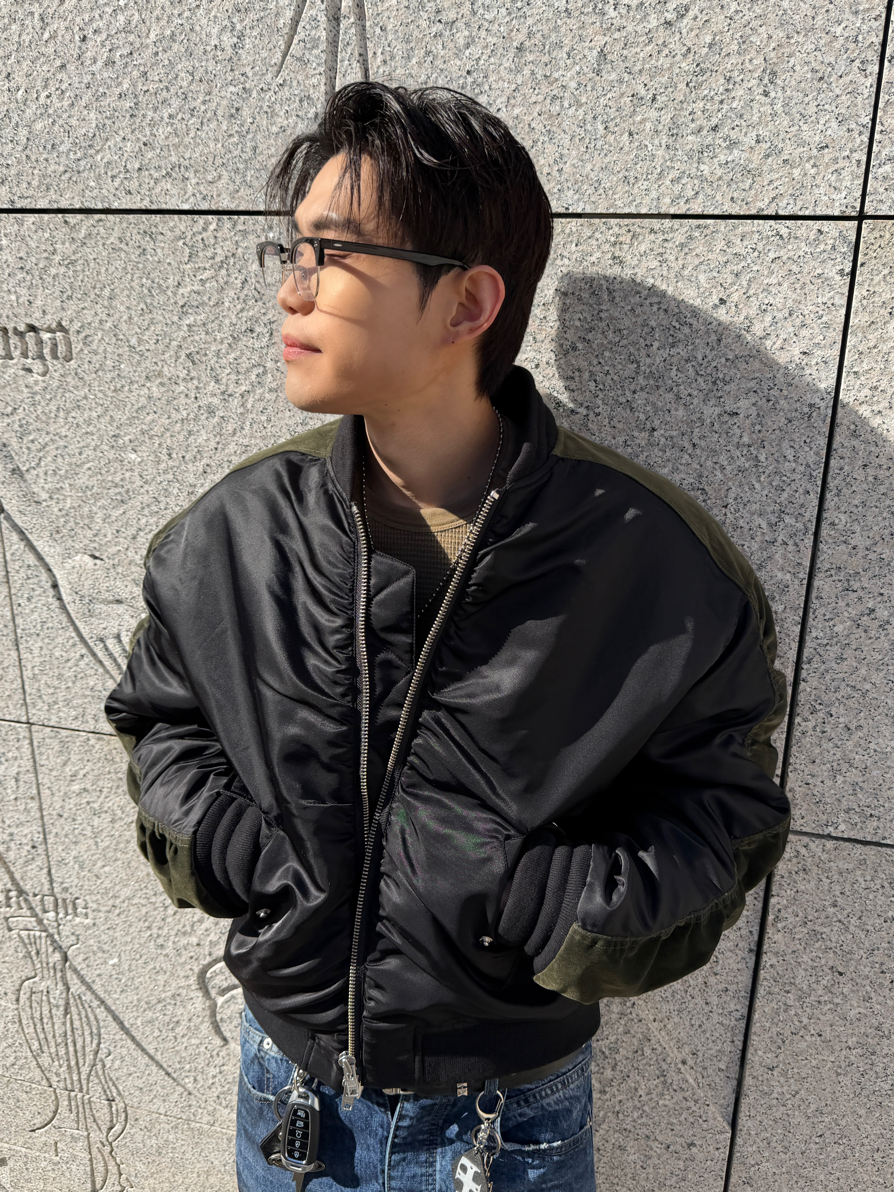 lash Gordon Black and Silver, [더블적립]Farfromwhat Far Backline Contrast Bomber 착용 스타일 - 2