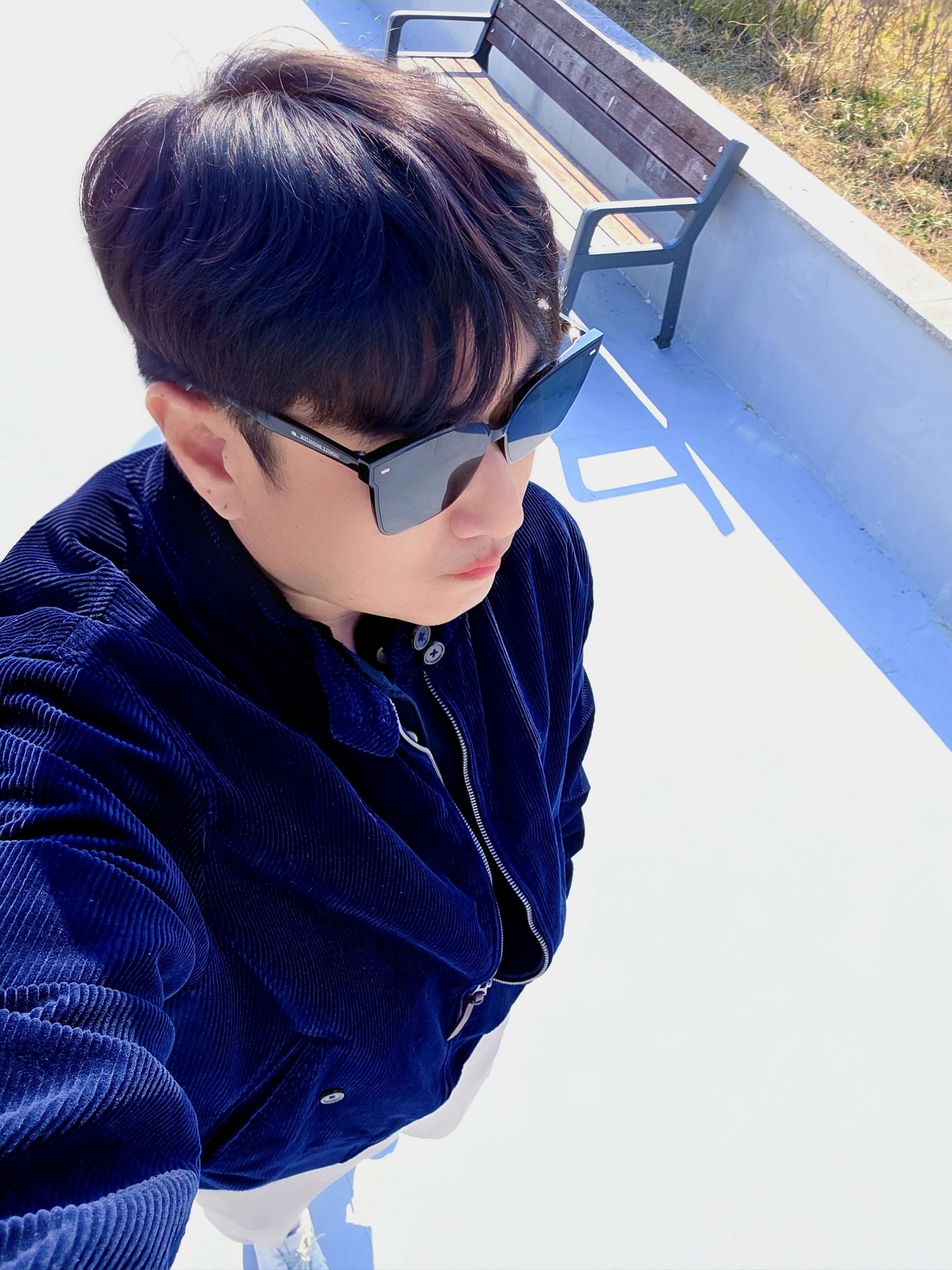 Gentle Monster Sal 01 Black, Buttero Carrera Men White 착용 스타일