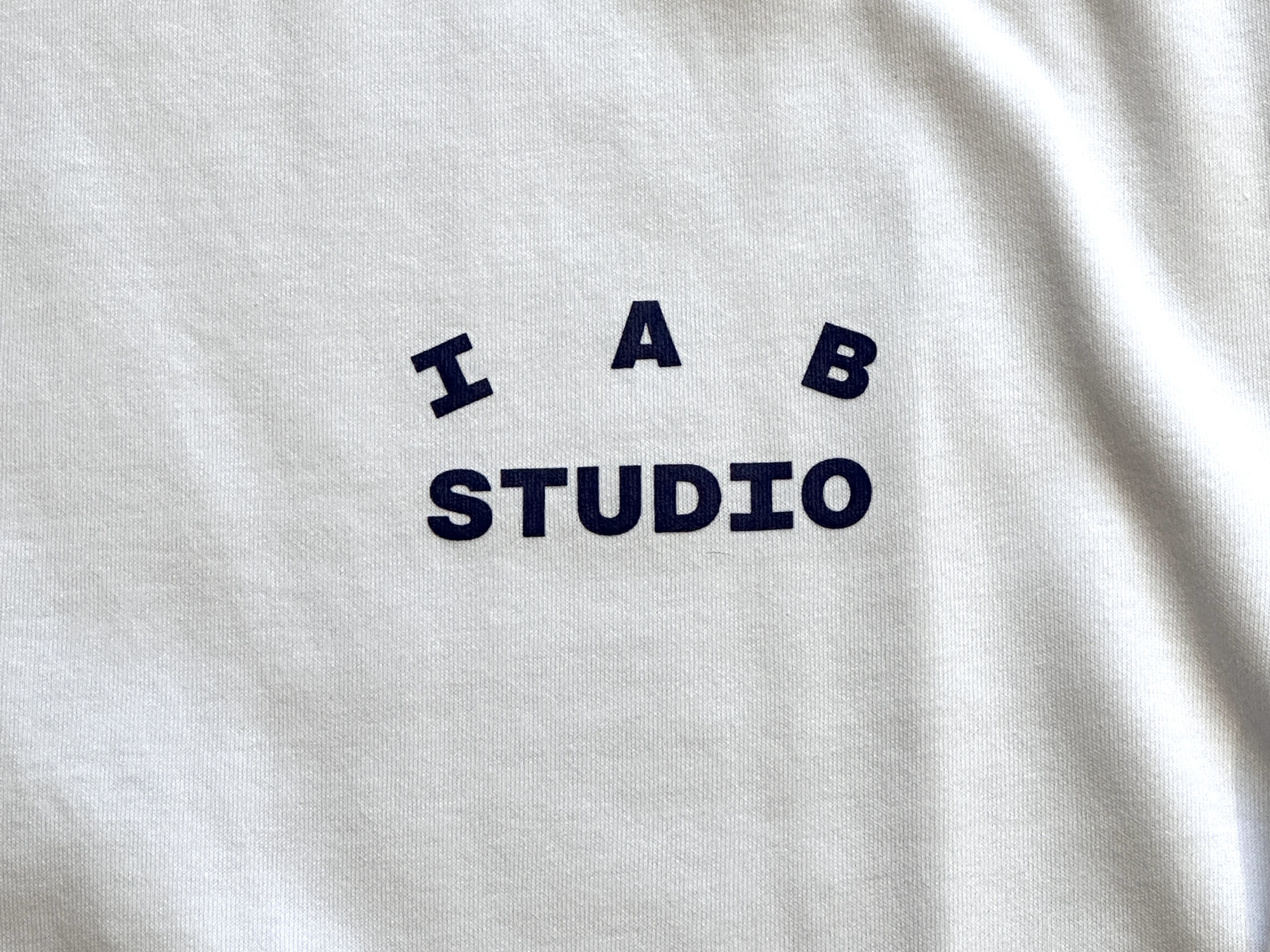 IAB Studio IAB Long Sleeve White 착용 스타일 - 4