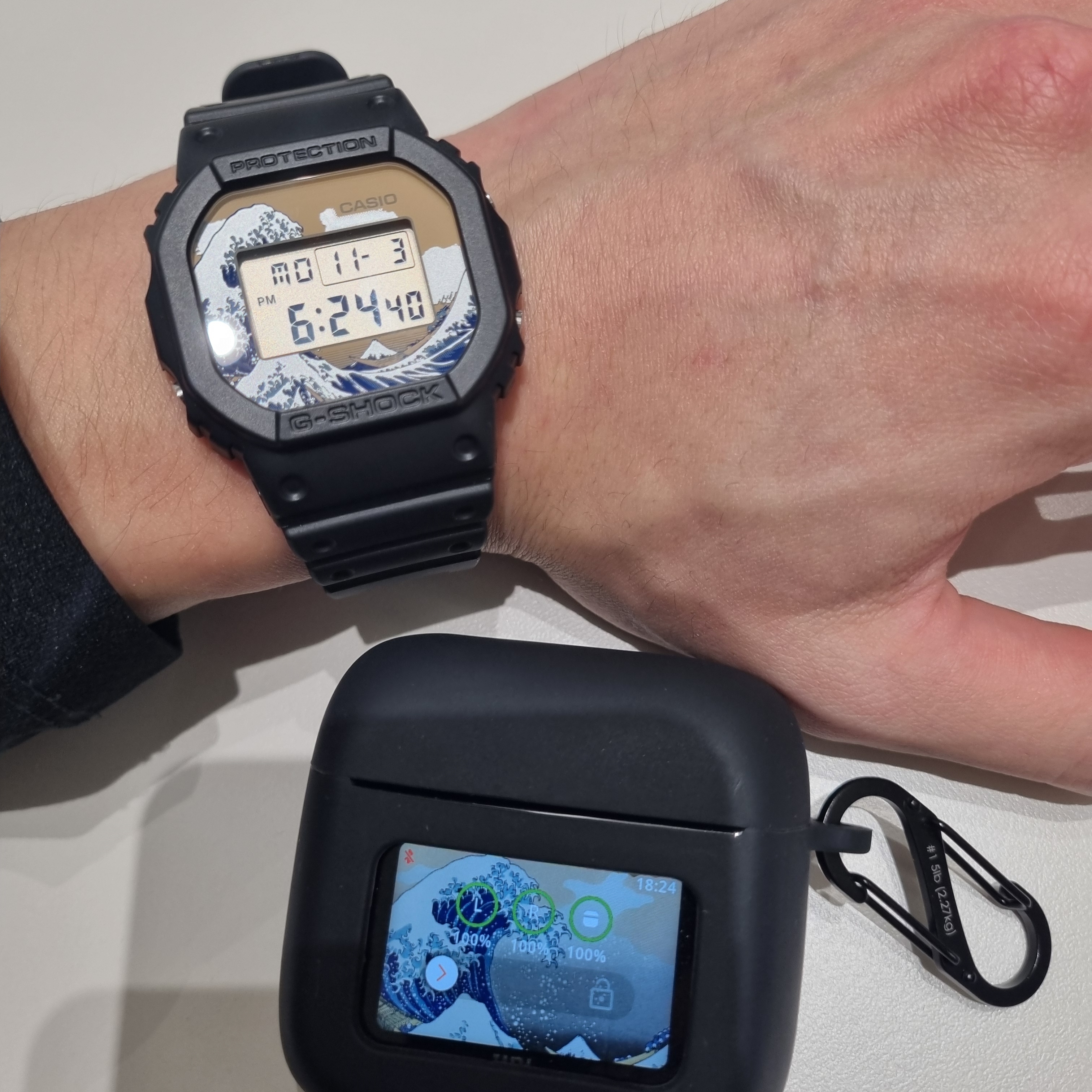 Casio DW-5600KHK25-1 착용 스타일