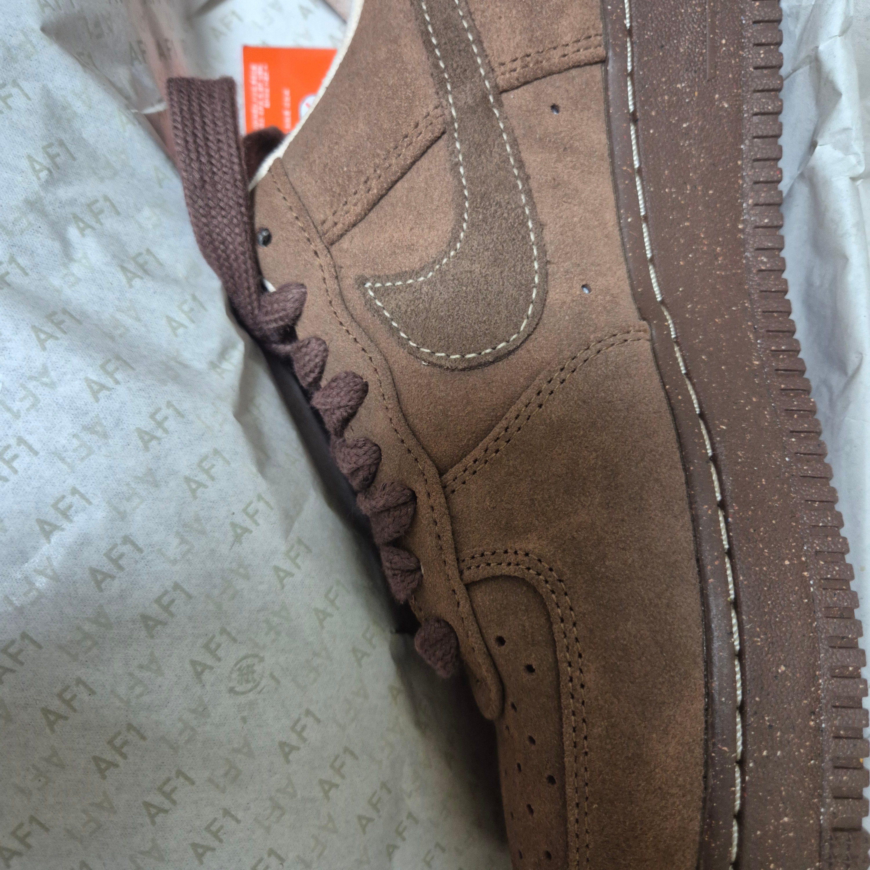 (W) Nike Air Force 1 '07 Cacao Wow 착용 스타일