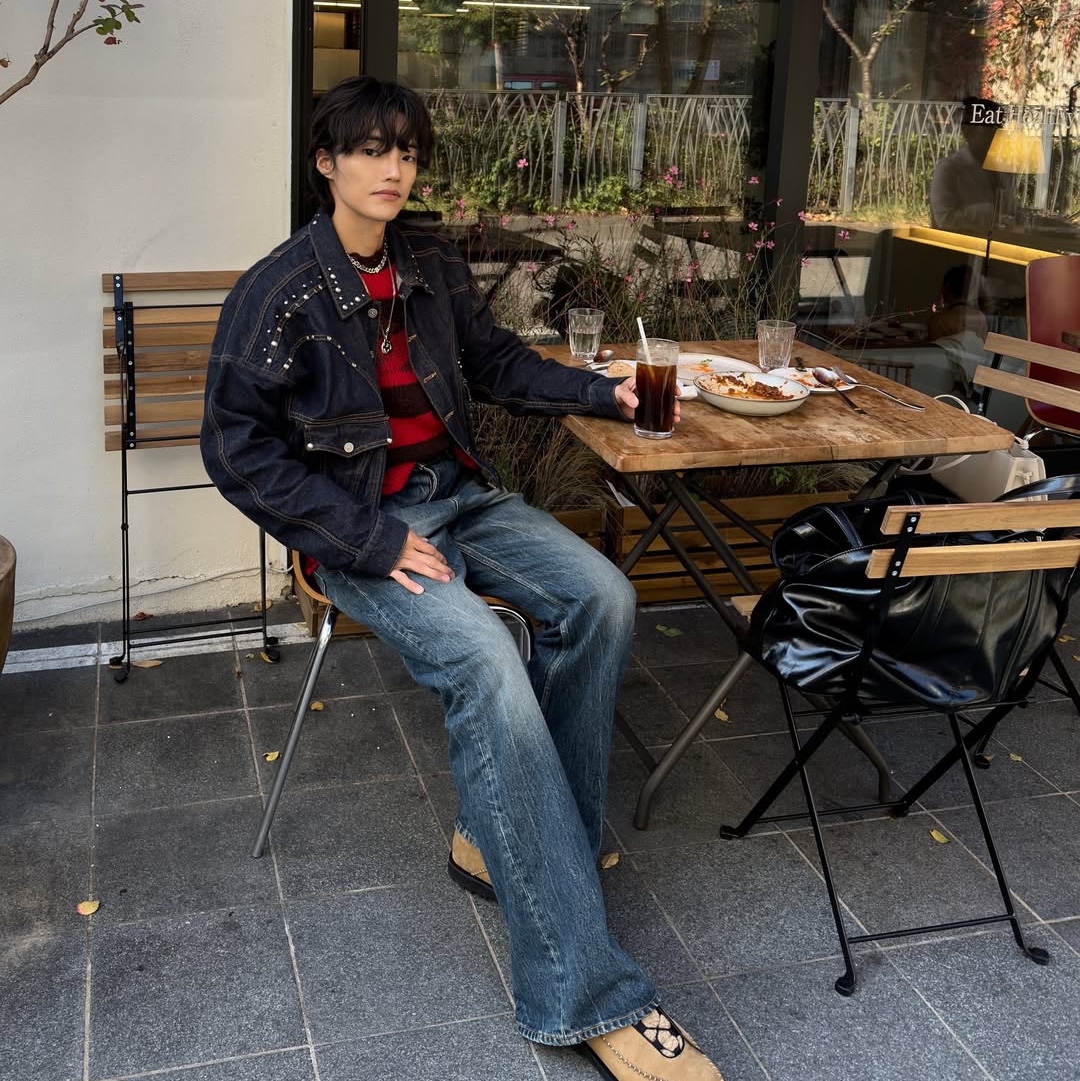 Mea Vintage Striped Wool Knit Red 착용 스타일 - 2
