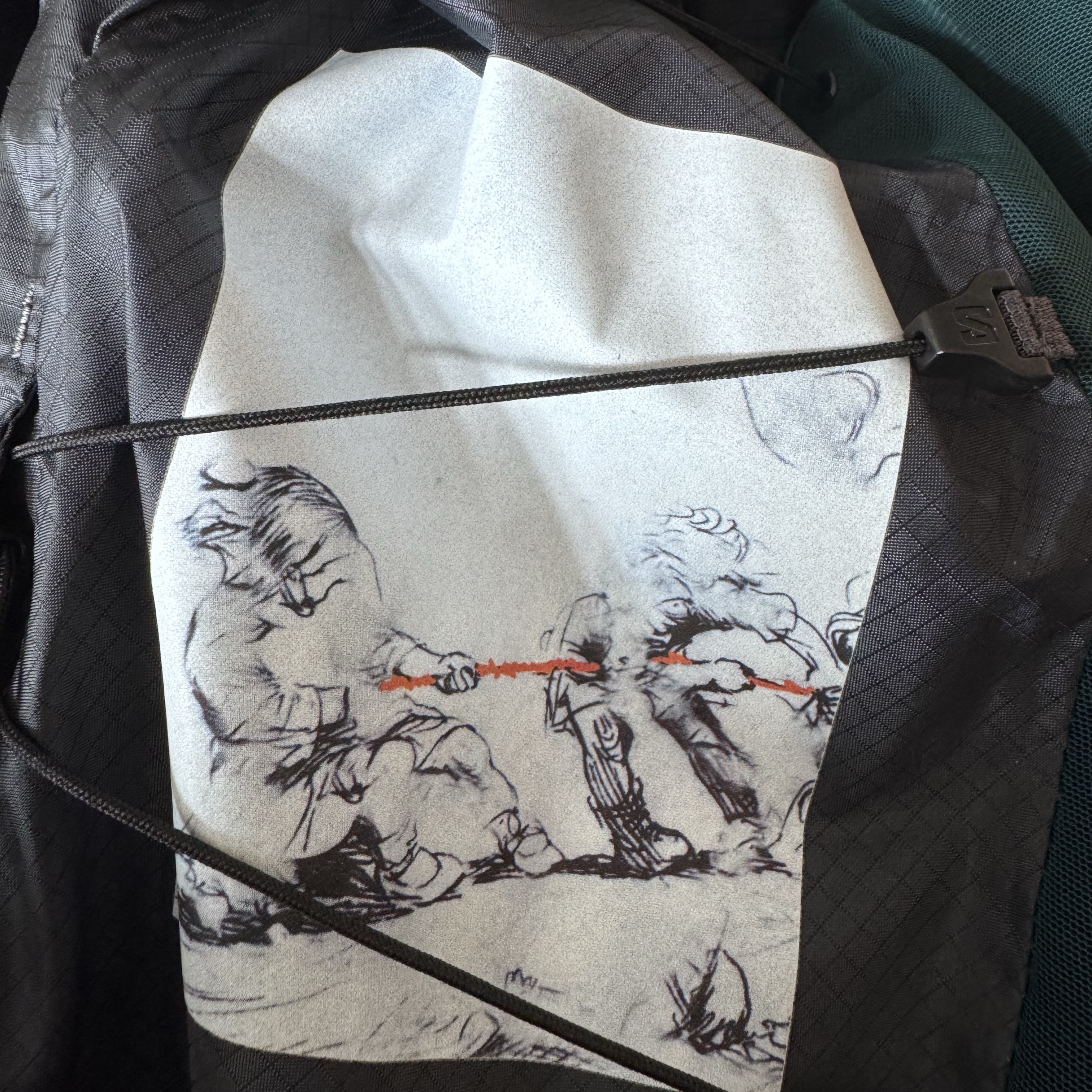 Salomon x GR10K XA 35 Ebony Ponderosa Pine 착용 스타일 - 3