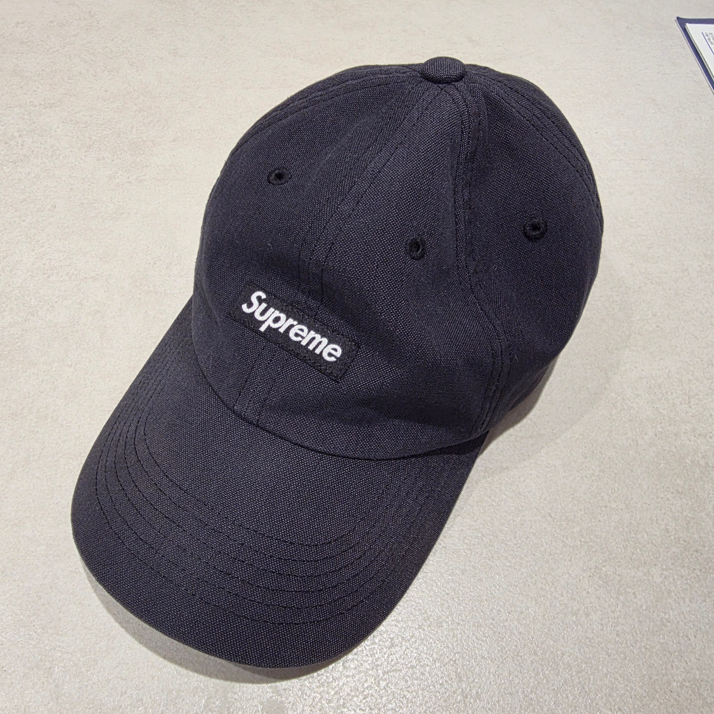 Supreme Cordura Small Box 6-Panel Black - 20FW 착용 스타일