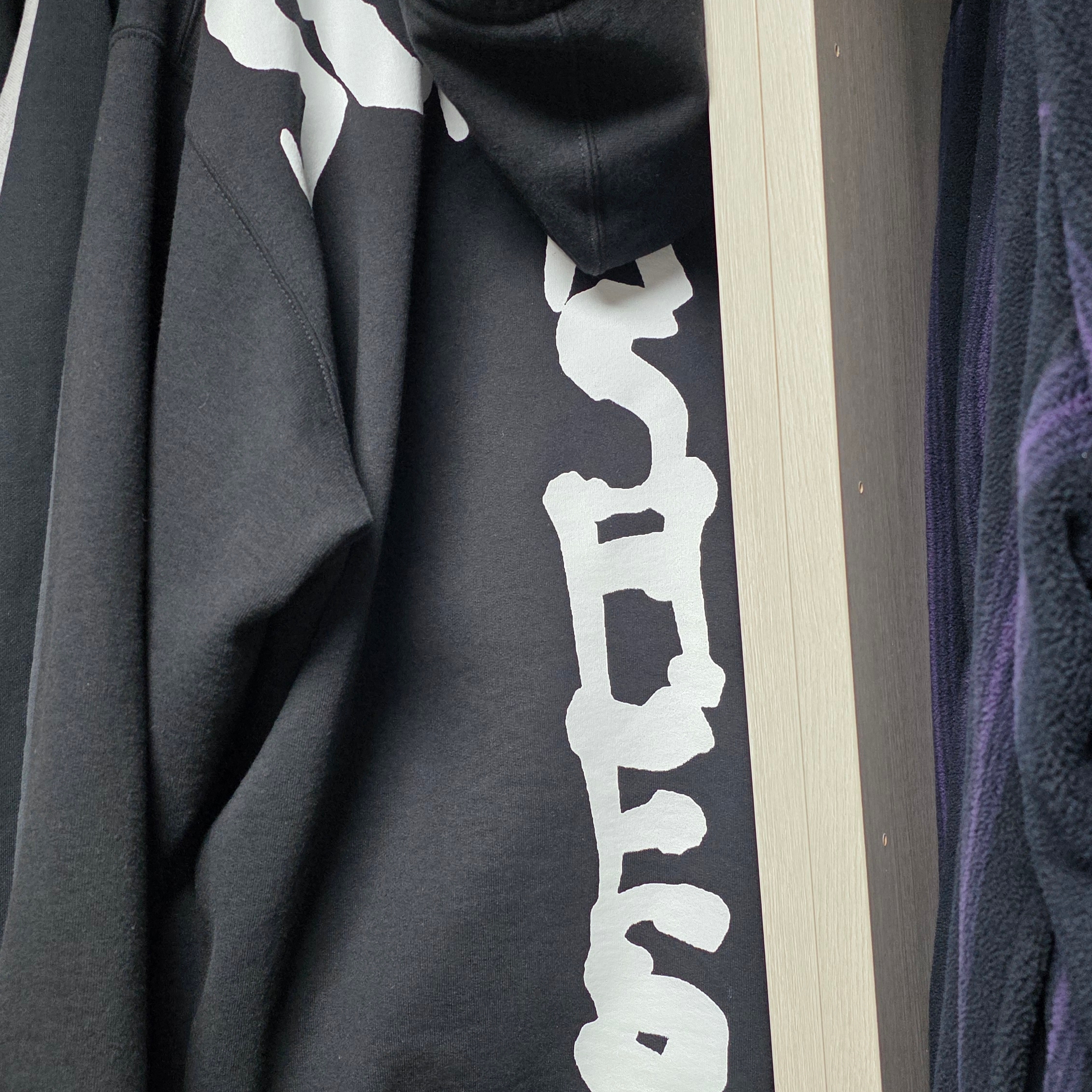 Supreme x Thrasher Zip Up Hooded Sweatshirt Black - 24FW, Uniqlo x Needles Fleece Oversized Cardigan Black - KR 착용 스타일