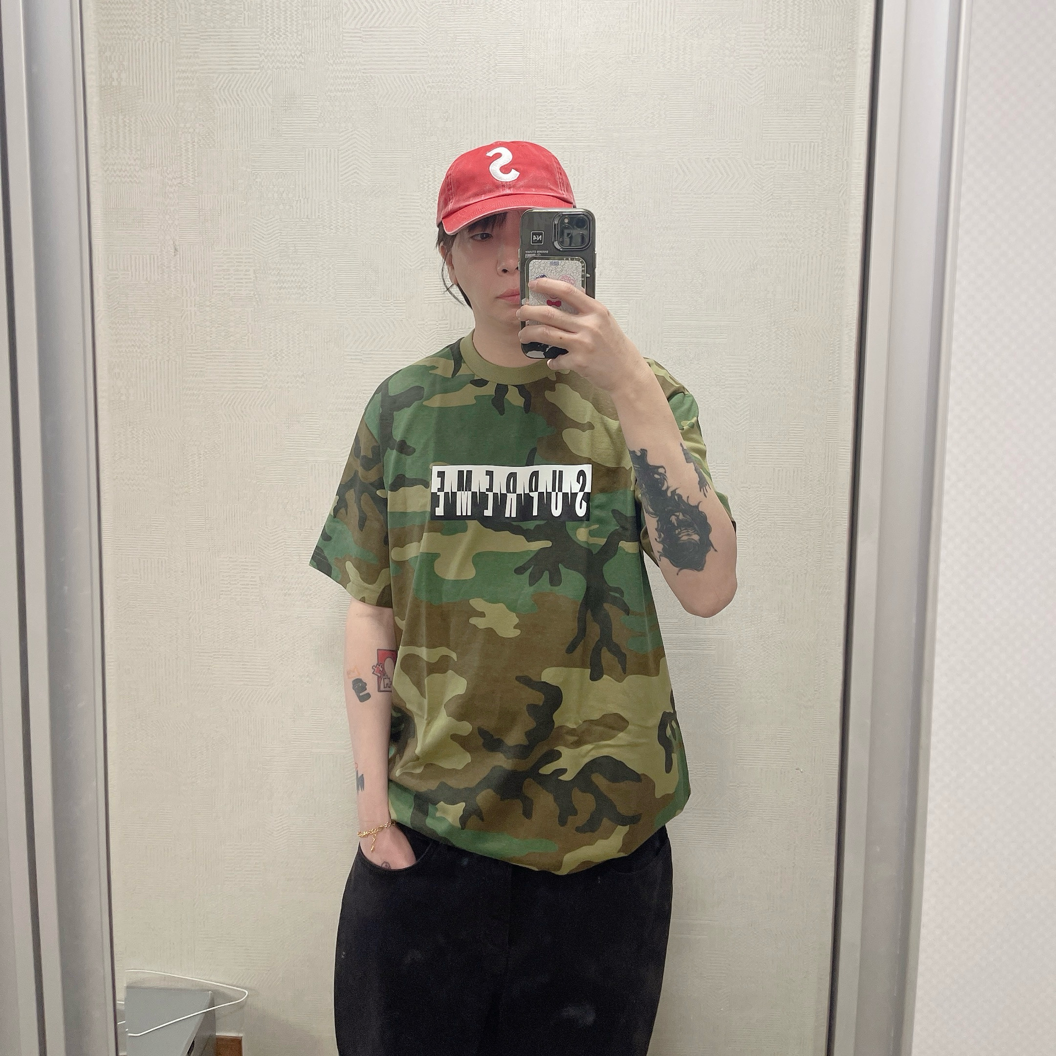 Supreme Split T-Shirt Woodland Camo - 25FW, Stussy Washed Canvas Big OL' Jean Black 착용 스타일