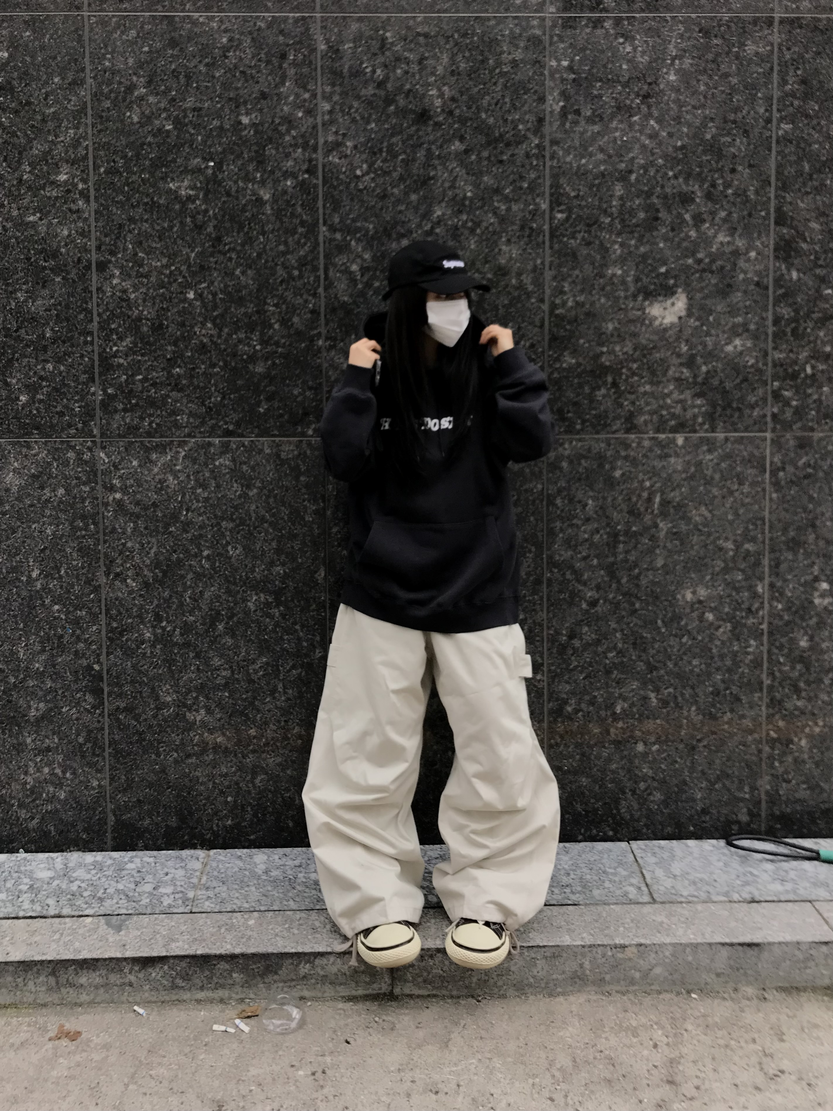 Supreme Washed Chino Twill Camp Cap Black, Old Order x AFGK Canvas Black Green 착용 스타일 - 1