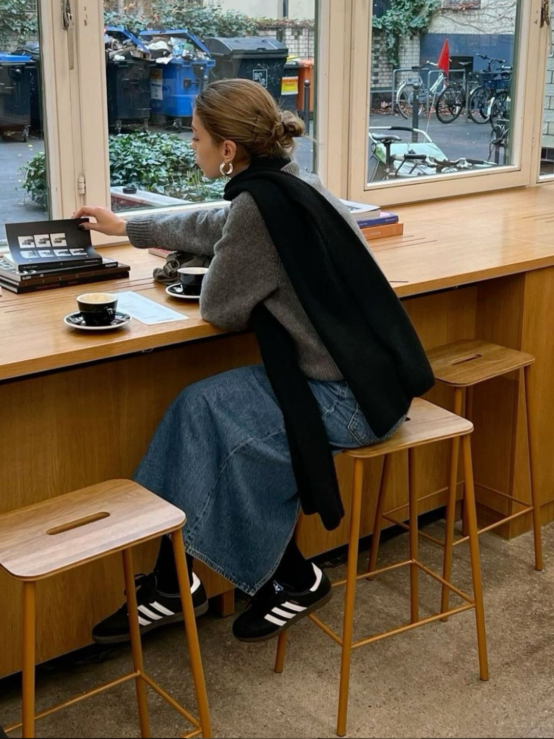 COYSEIO Puffy Cotton Skirt Brown, Reheat Pleated Mini Skirt Gray 착용 스타일 - 2